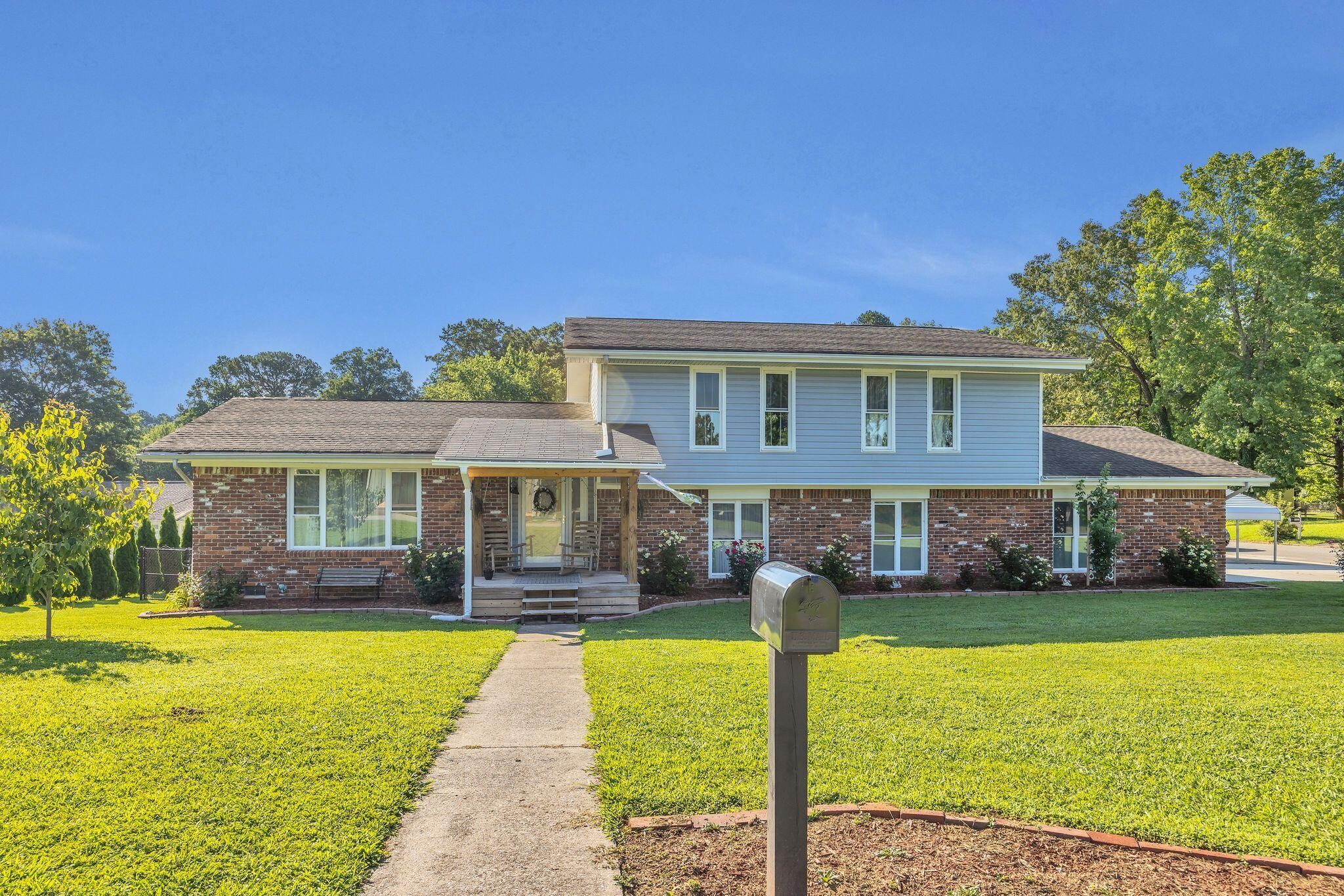 1000 Canterbury Road
