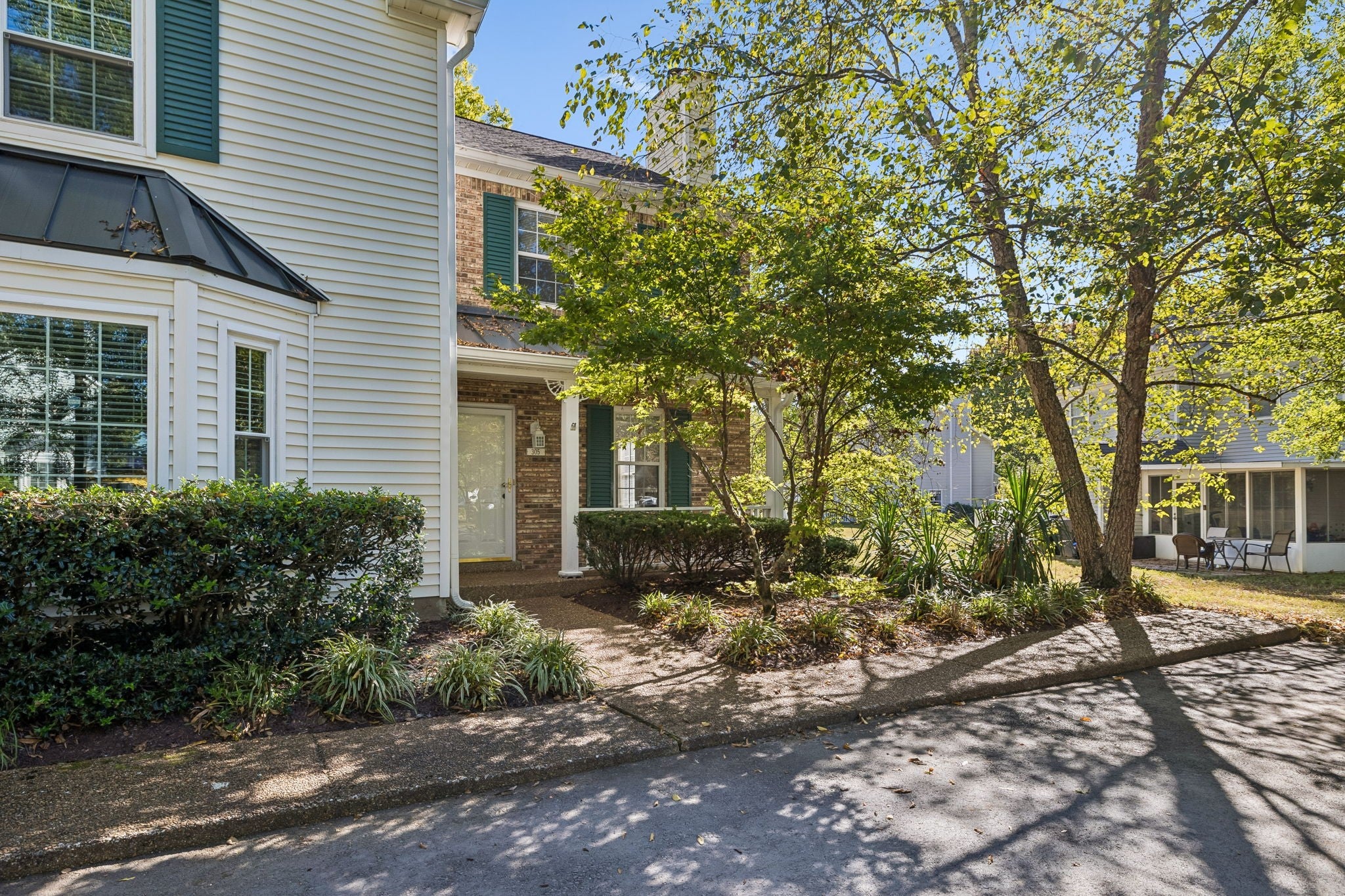 305 Chase Ct