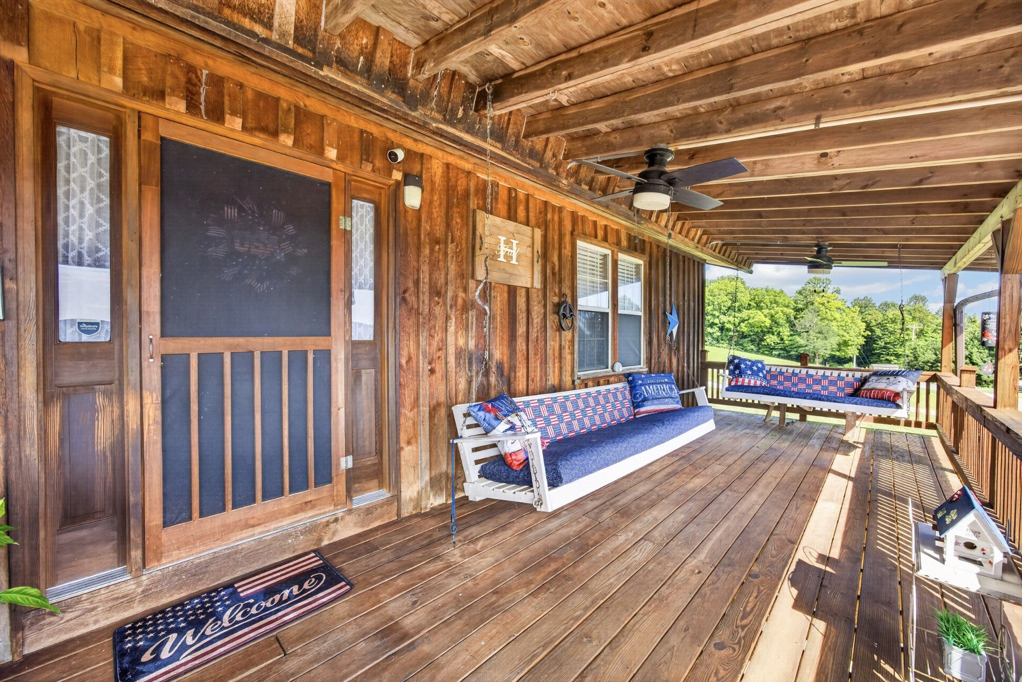 955 Livingston Boatdock Rd