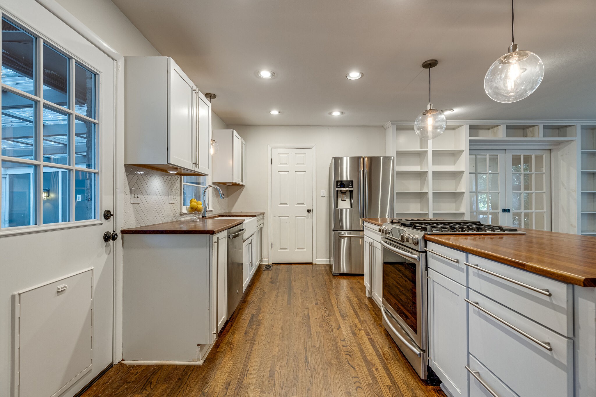 Nashville, Tennessee 37211, United States, 3 Bedrooms Bedrooms, ,3 BathroomsBathrooms,Residential,Active,117769