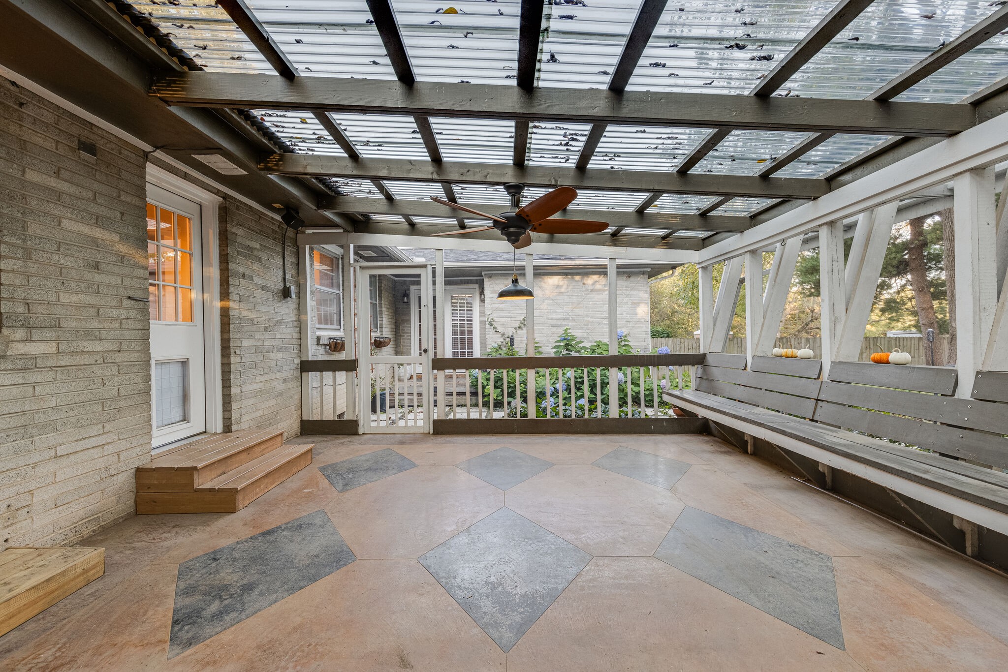 Nashville, Tennessee 37211, United States, 3 Bedrooms Bedrooms, ,3 BathroomsBathrooms,Residential,Active,117769