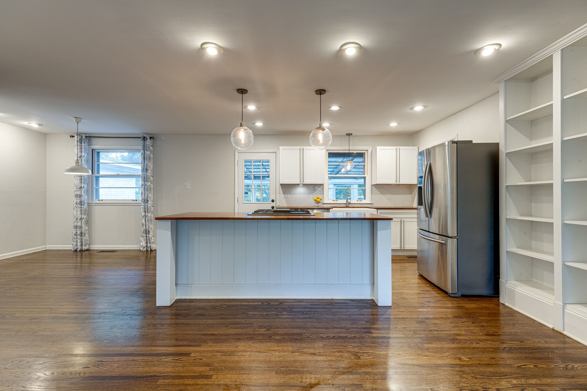 Nashville, Tennessee 37211, United States, 3 Bedrooms Bedrooms, ,3 BathroomsBathrooms,Residential,Active,117769