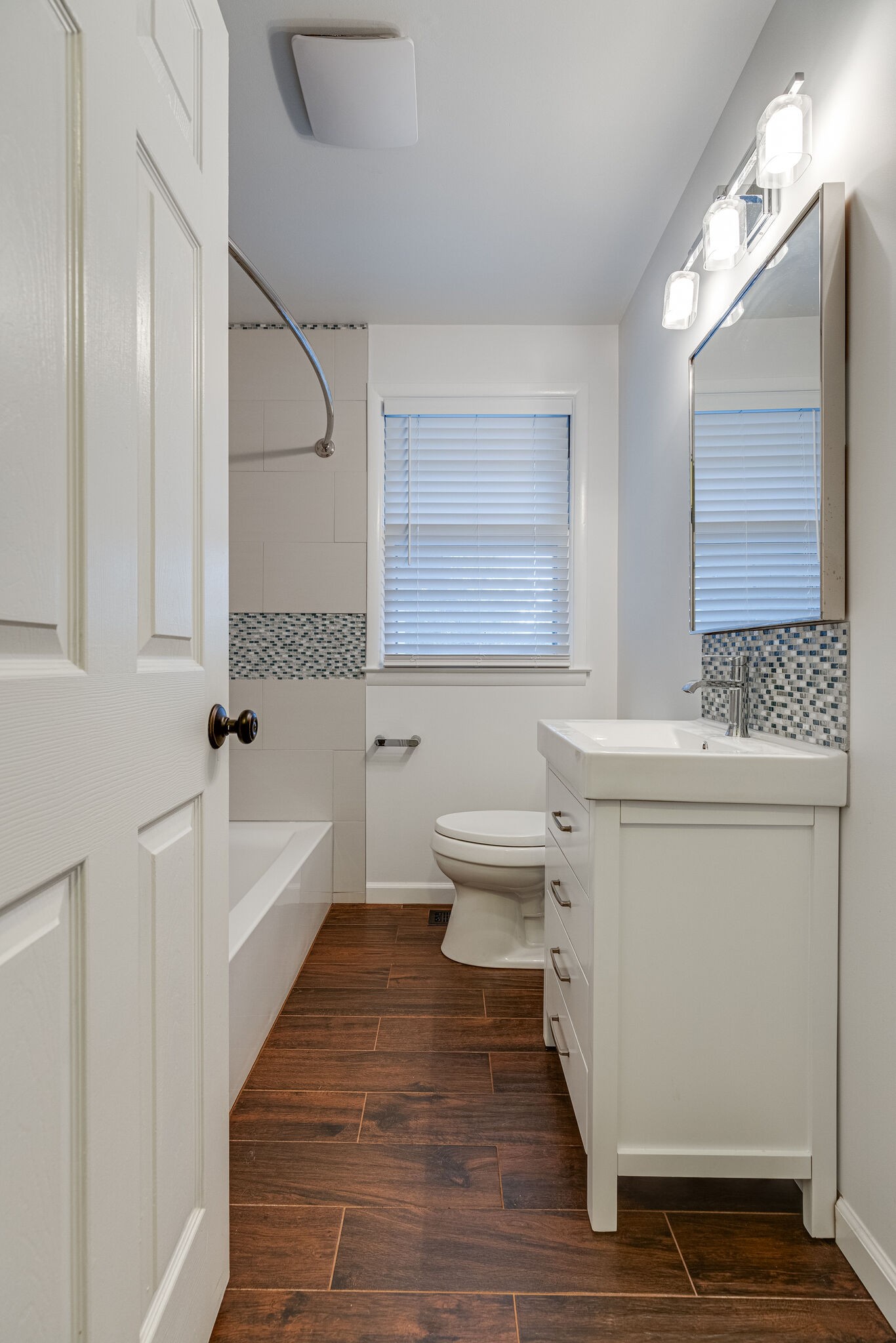 Nashville, Tennessee 37211, United States, 3 Bedrooms Bedrooms, ,3 BathroomsBathrooms,Residential,Active,117769