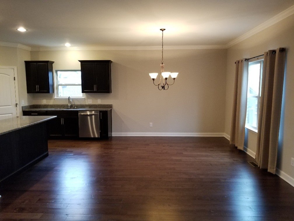 1017 Tucker Pl