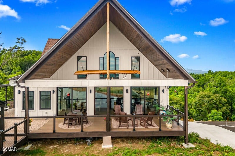 313 River Bluff Way