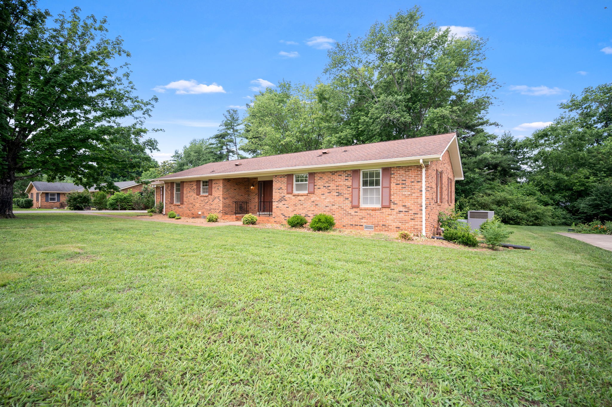 Middle Tennessee Properties 1 2715 Clearview Ct