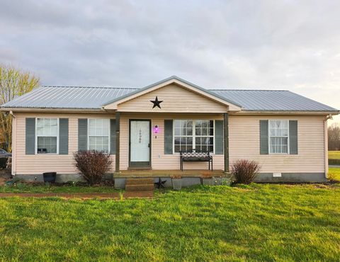 560 Gregory Rd Westmoreland TN 37186