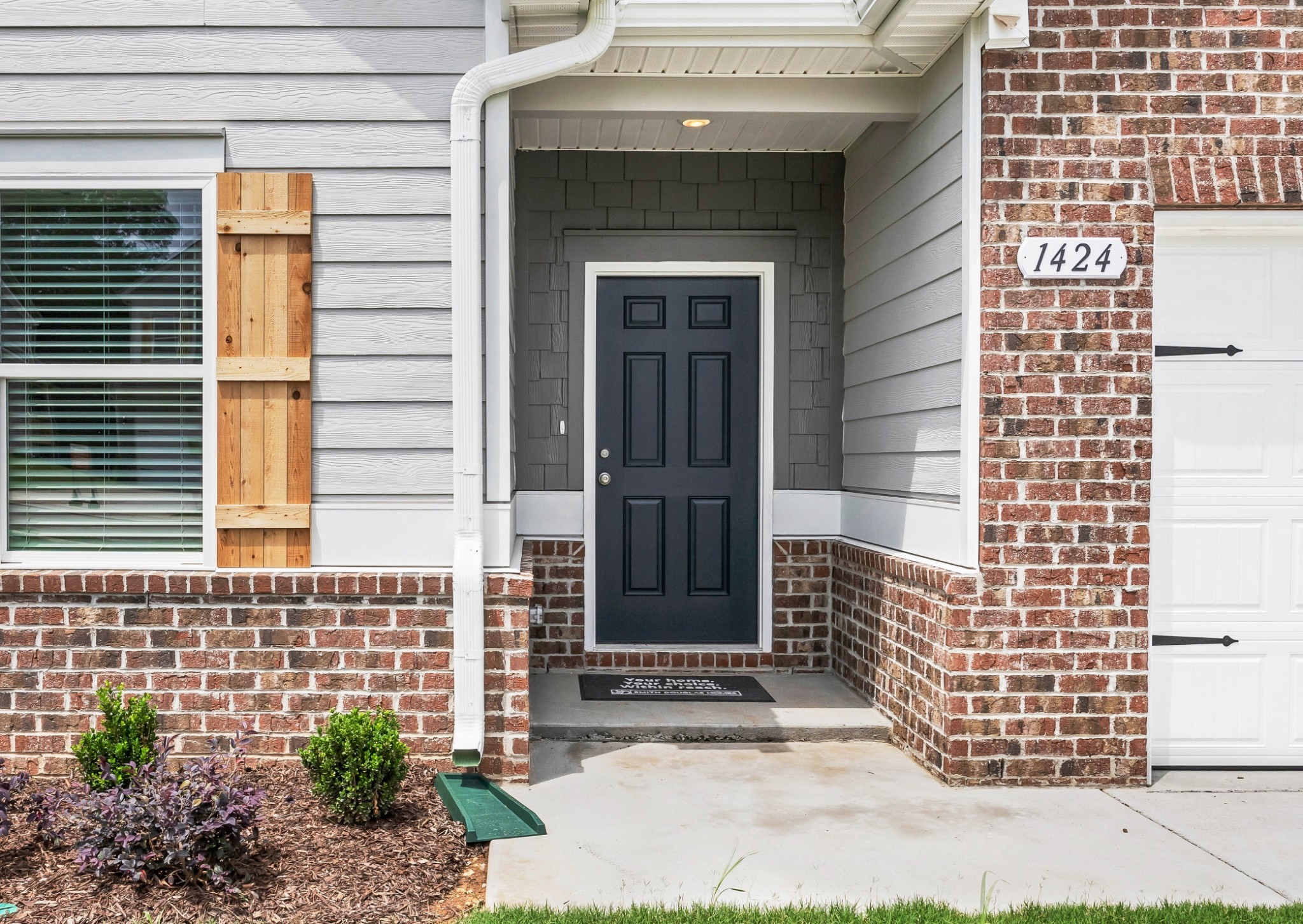1424 English Oak Drive