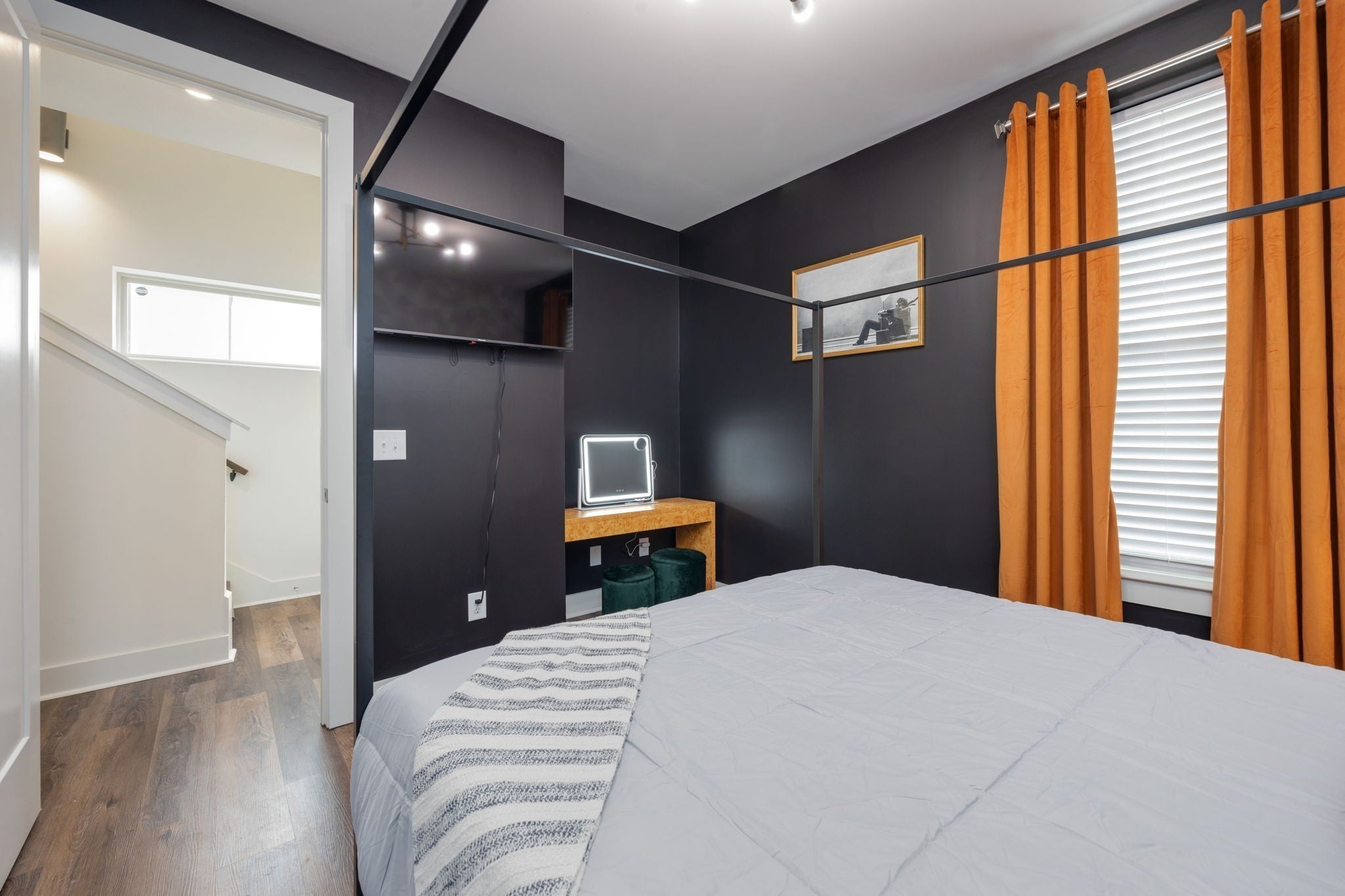 2719 Alameda St 101