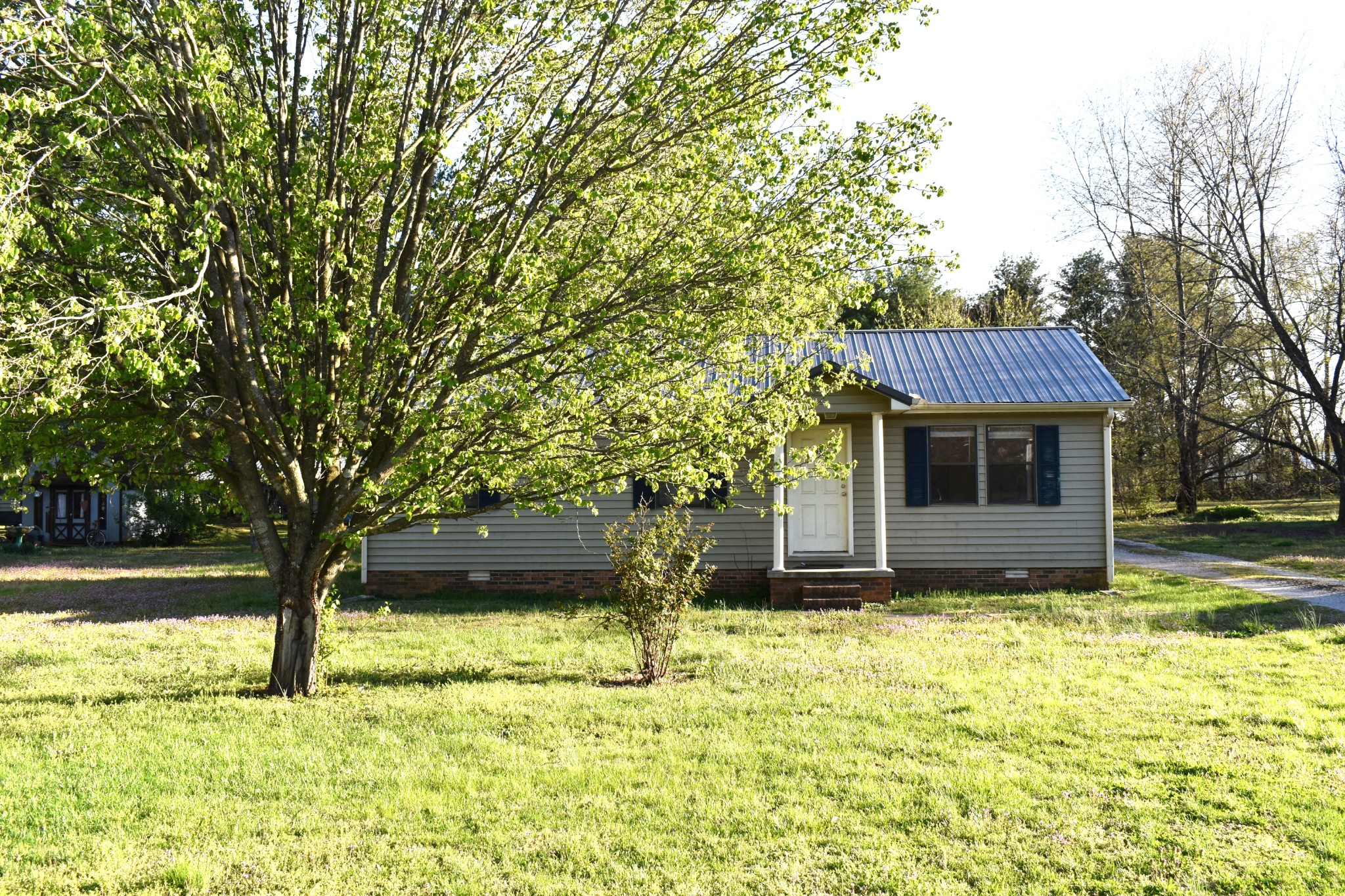 43 Flint Dr