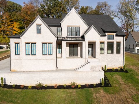1586 Eastwood Dr Brentwood TN 37027