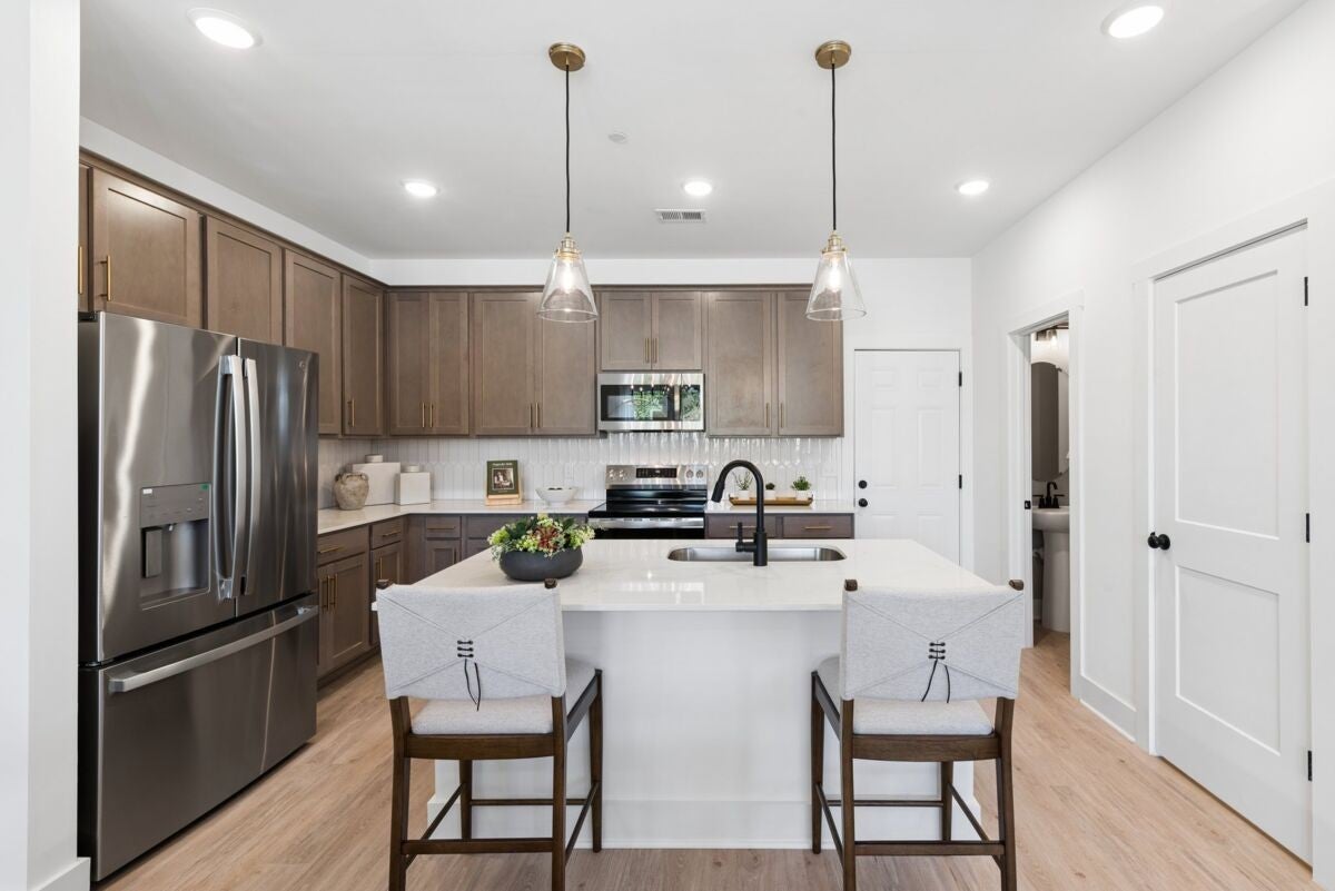 1677 Peaceful Valley Dr