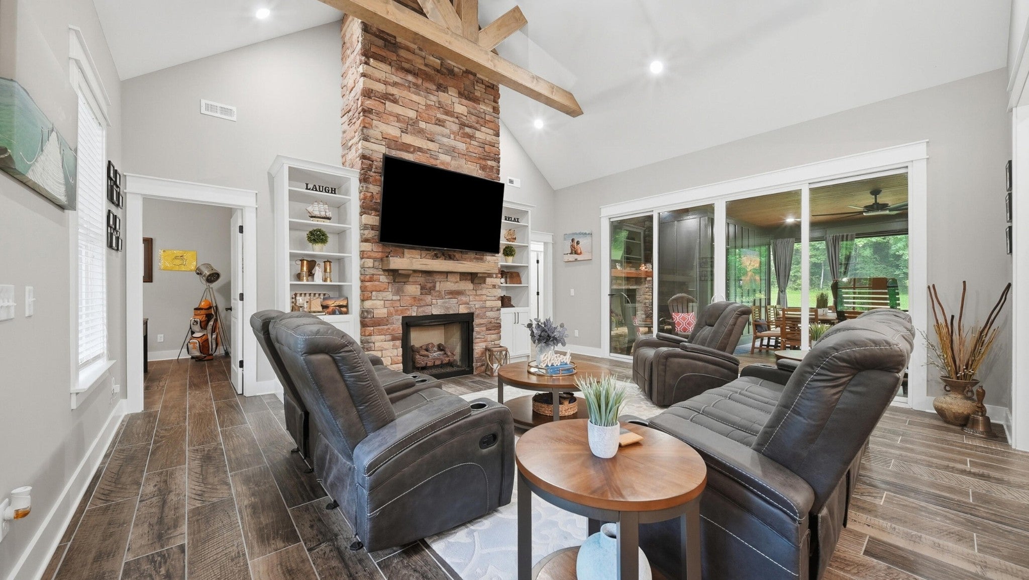 129 Ken Drive NW