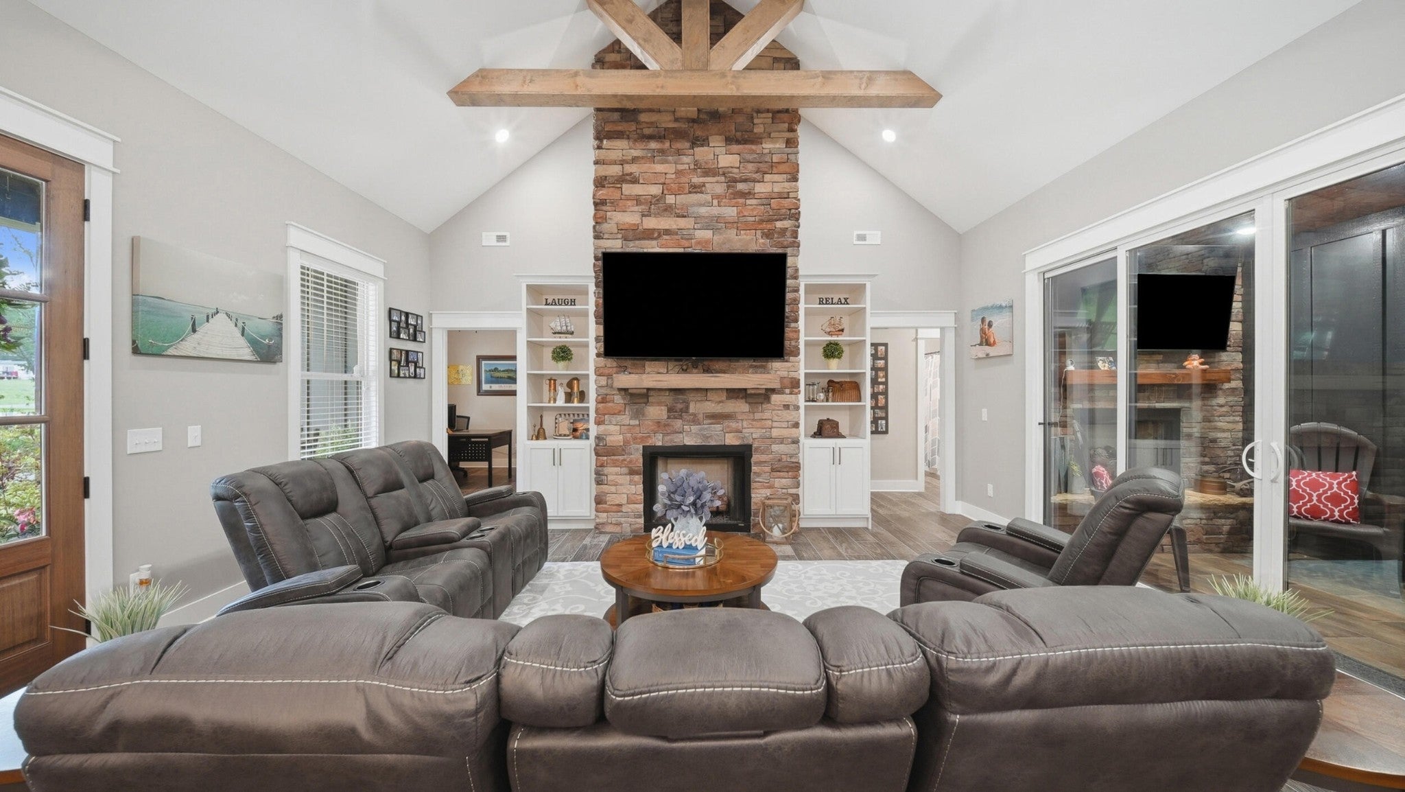 129 Ken Drive NW