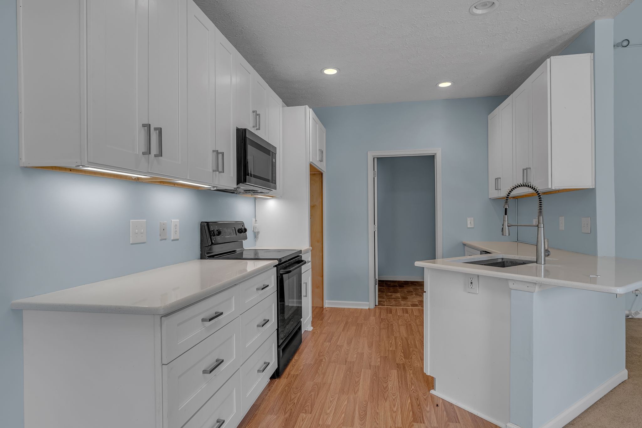 1264 W Running Brook Rd