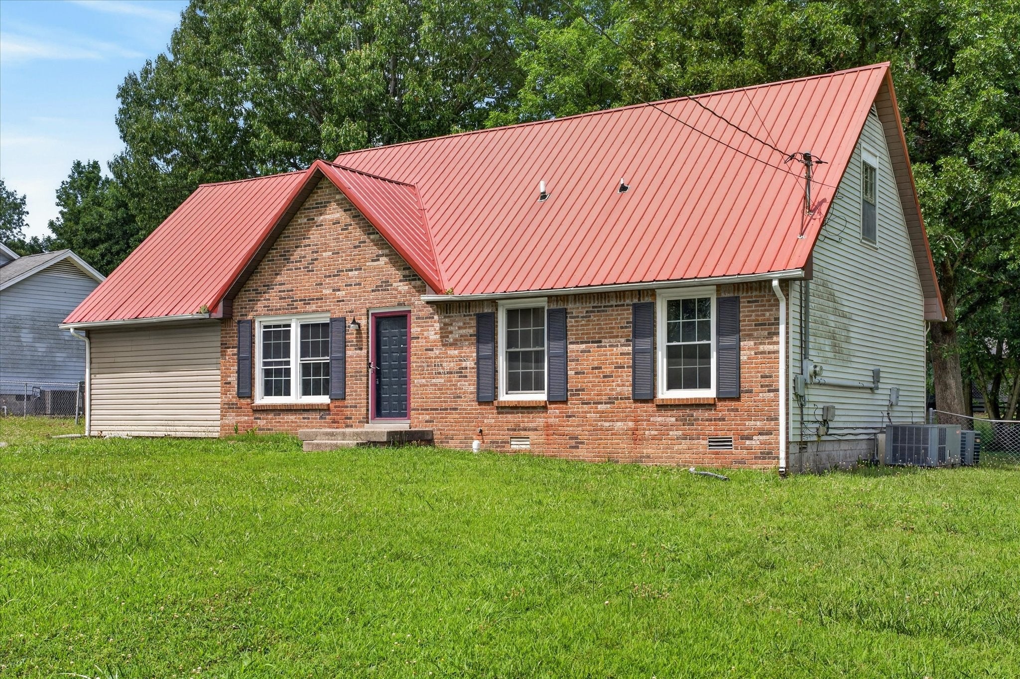 406 Lillie Belle Ln