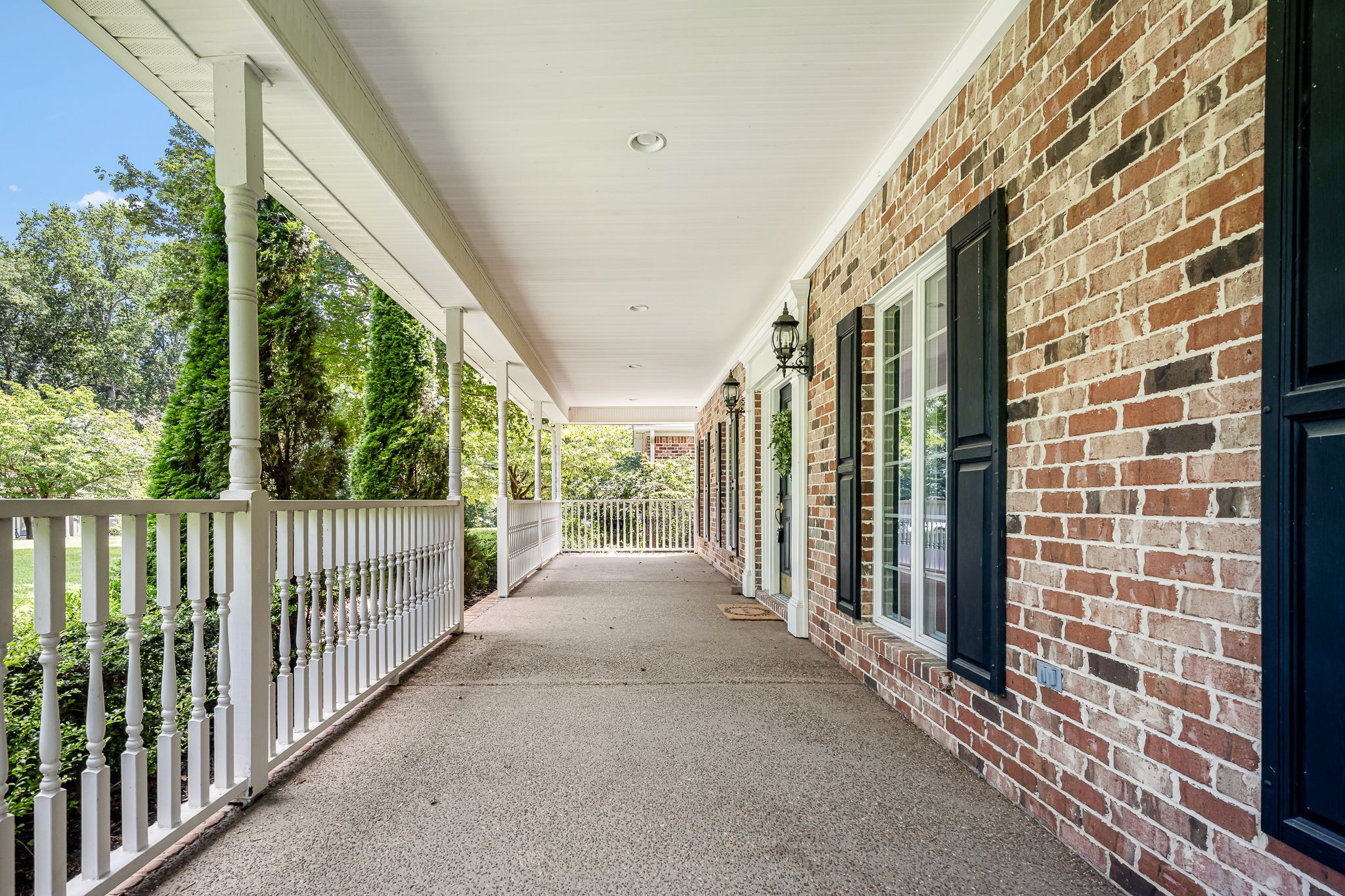 255 PARKS DRIVE