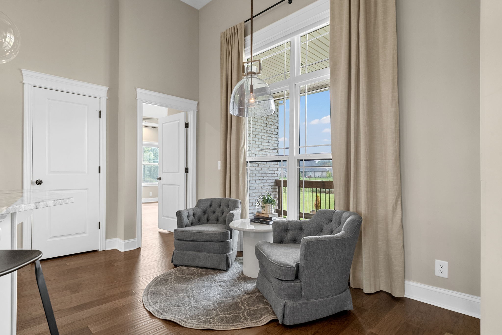 Clarksville, Tennessee 37040, United States, 4 Bedrooms Bedrooms, ,4 BathroomsBathrooms,Residential,Active,218137