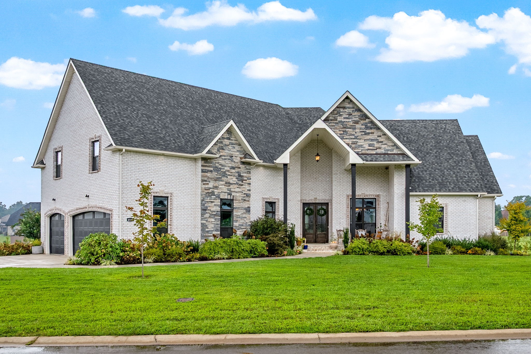 Clarksville, Tennessee 37040, United States, 4 Bedrooms Bedrooms, ,4 BathroomsBathrooms,Residential,Active,218137 Clarksville, Tennessee 37040, United States, 4 Bedrooms Bedrooms, ,4 BathroomsBathrooms,Residential,Active,218137