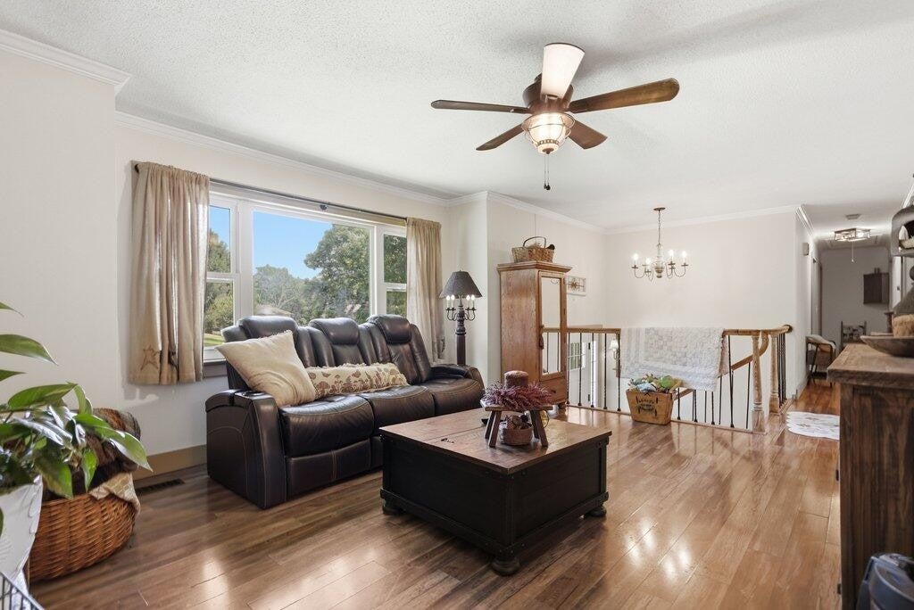 1718 Lake Wood Circle
