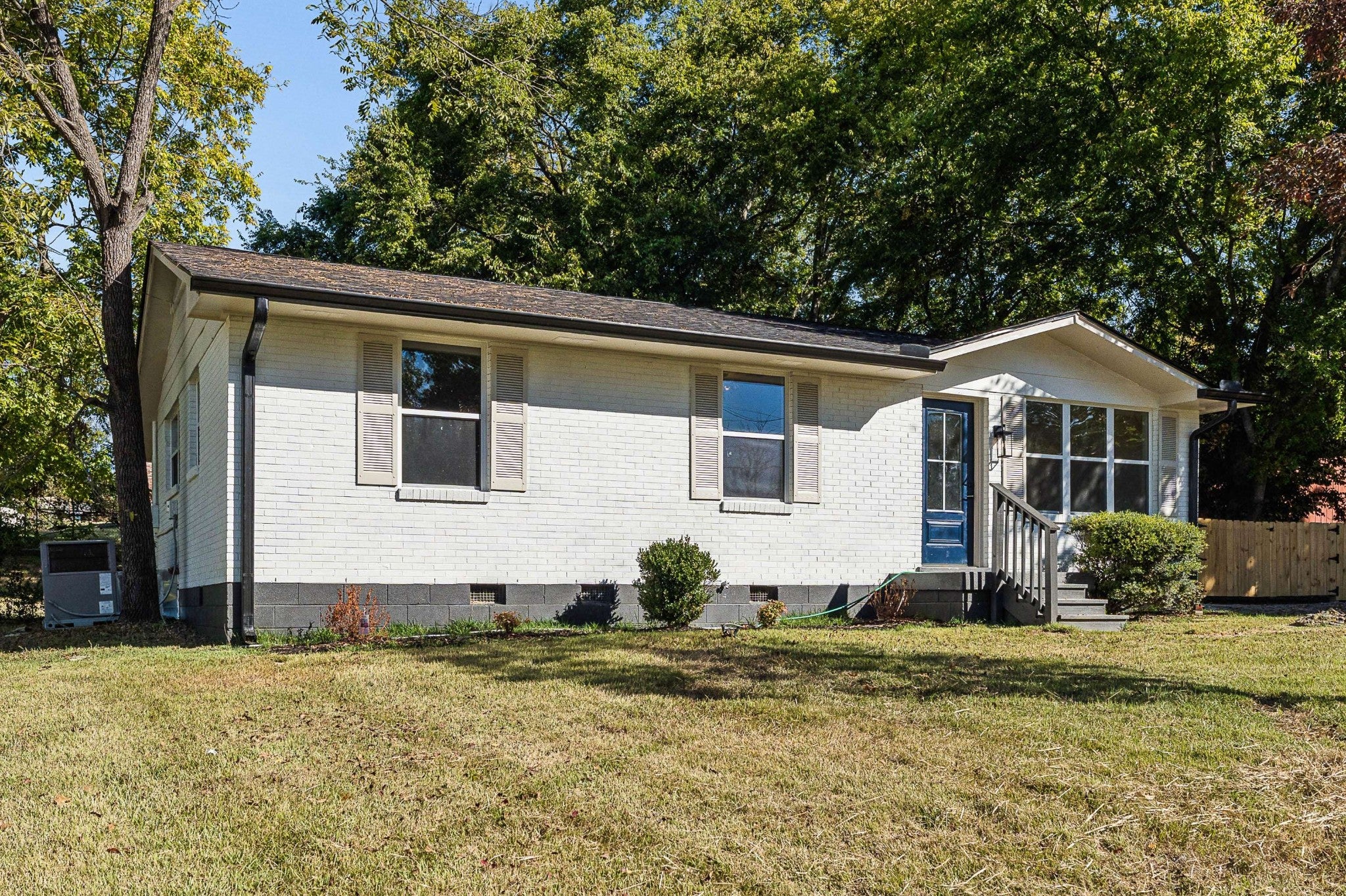 307 Marita Ave