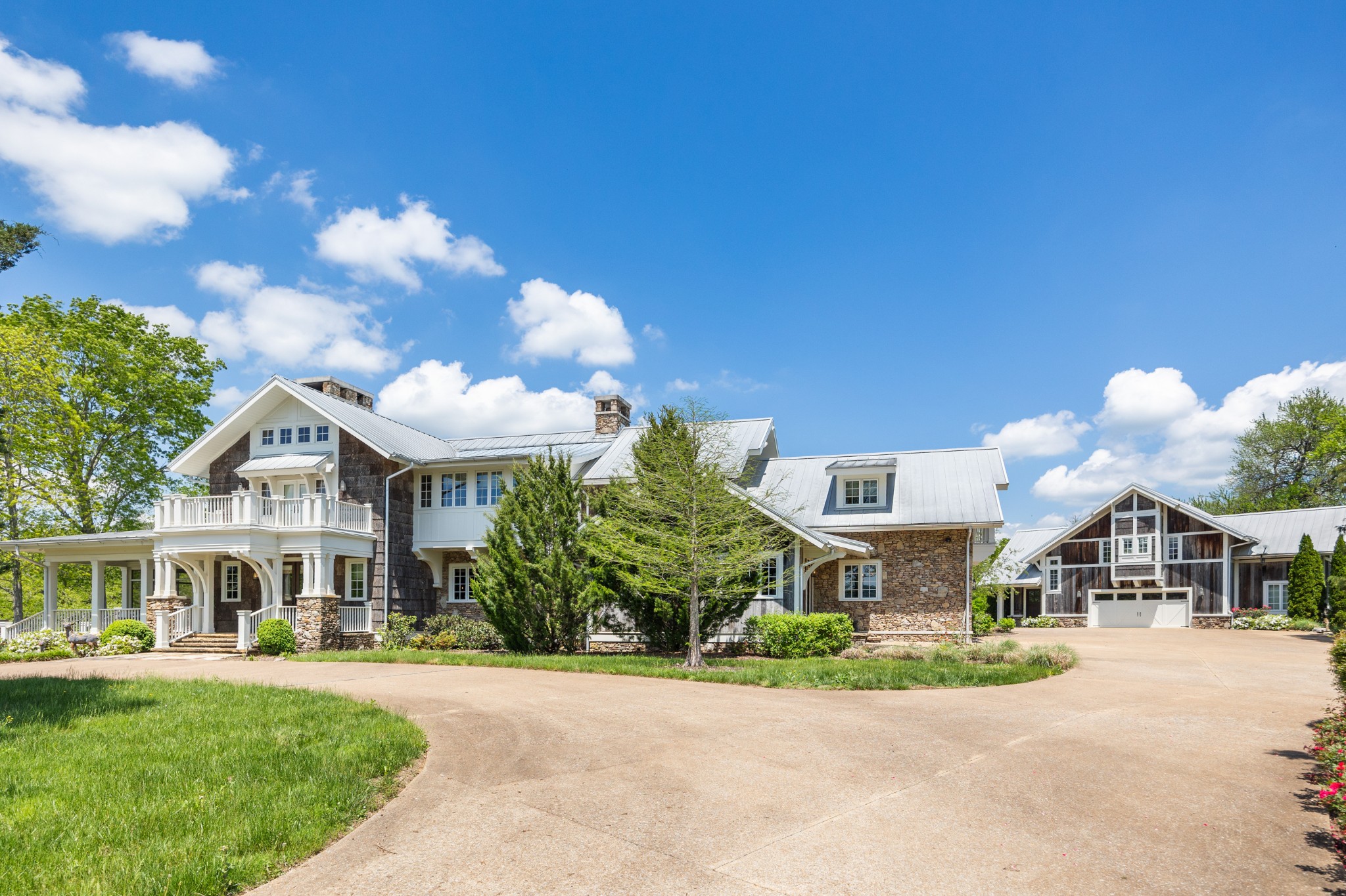 605 Red Oak Rd