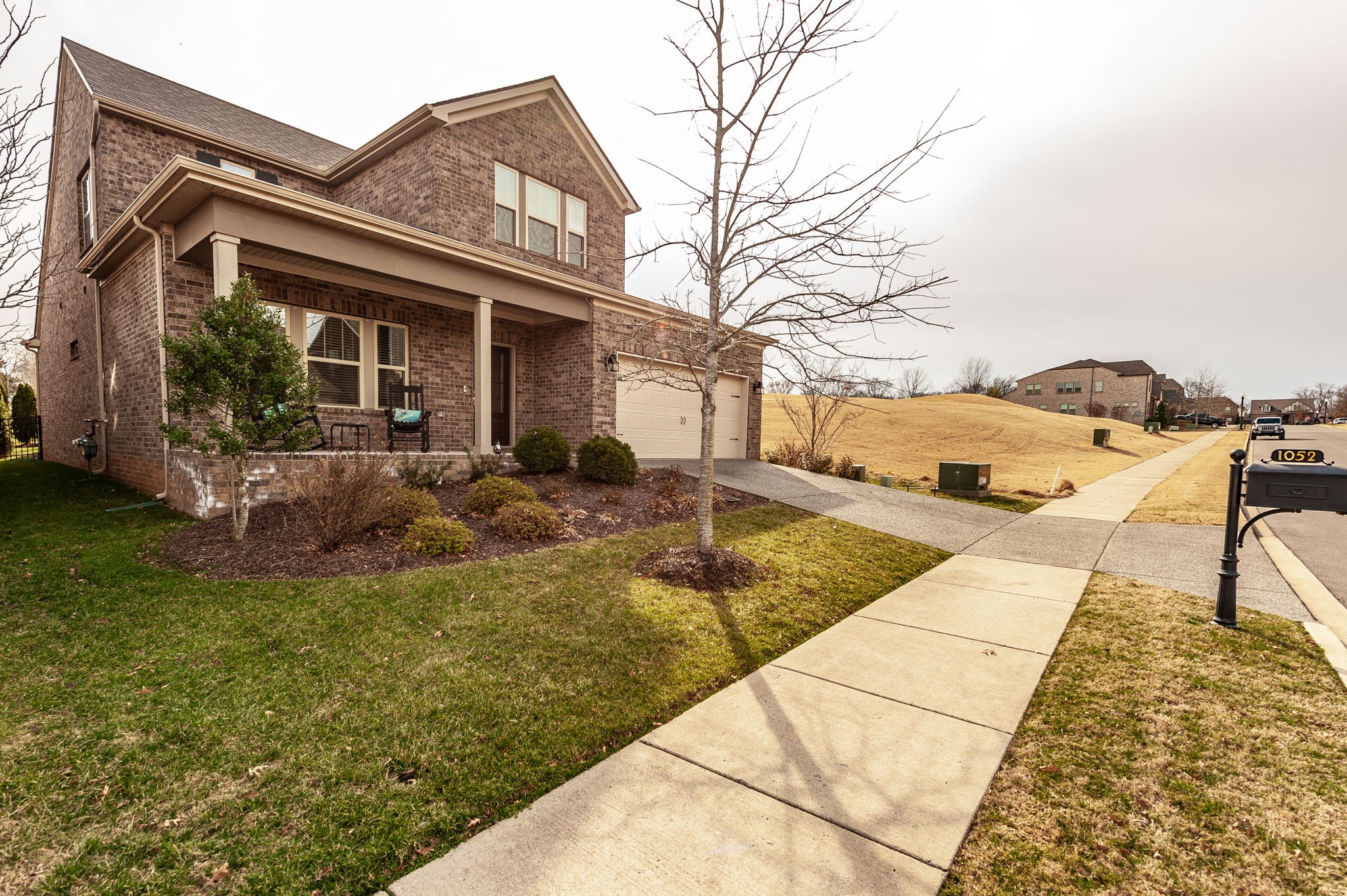 1052 Fenner Ln
