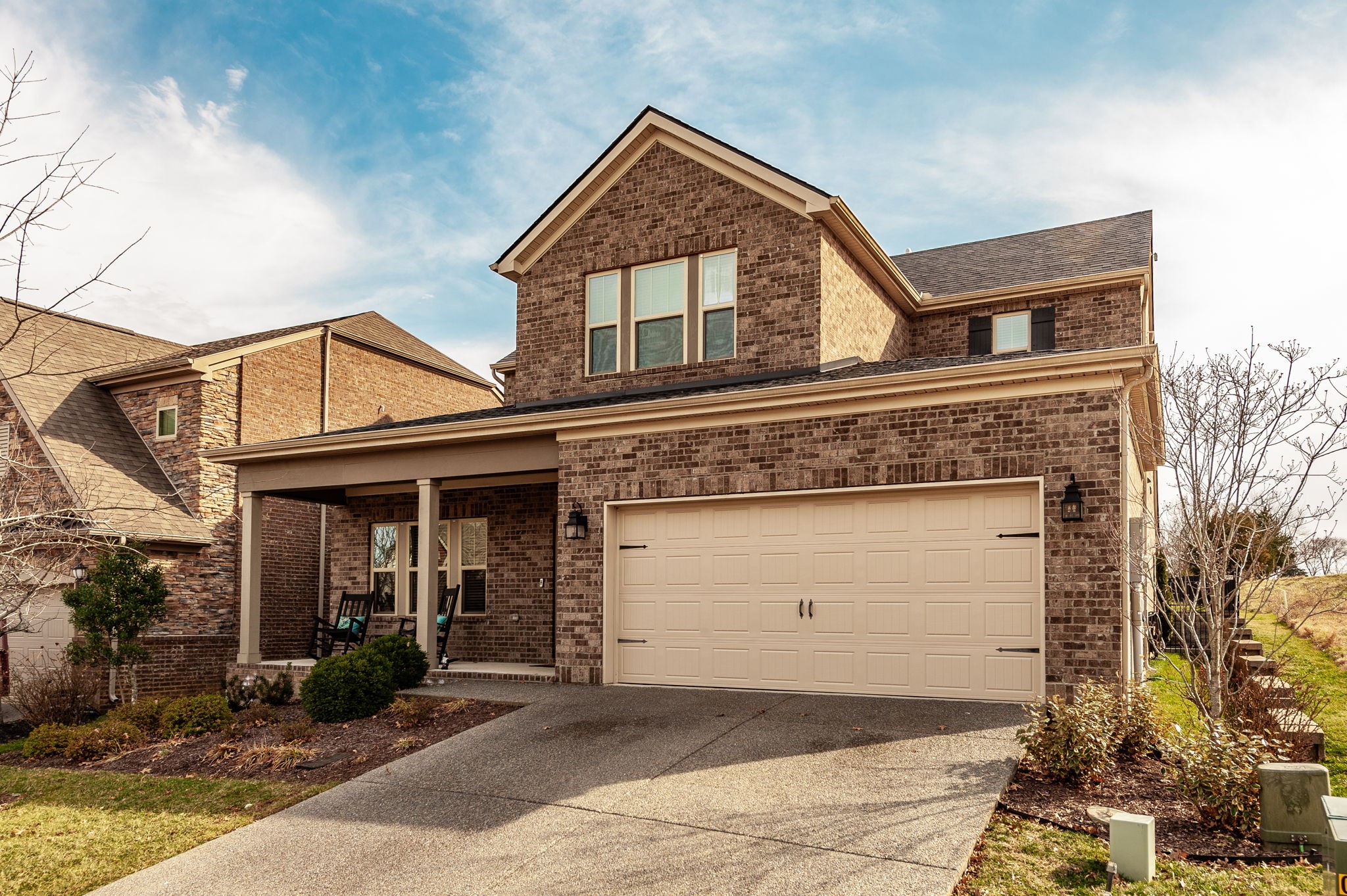 1052 Fenner Ln