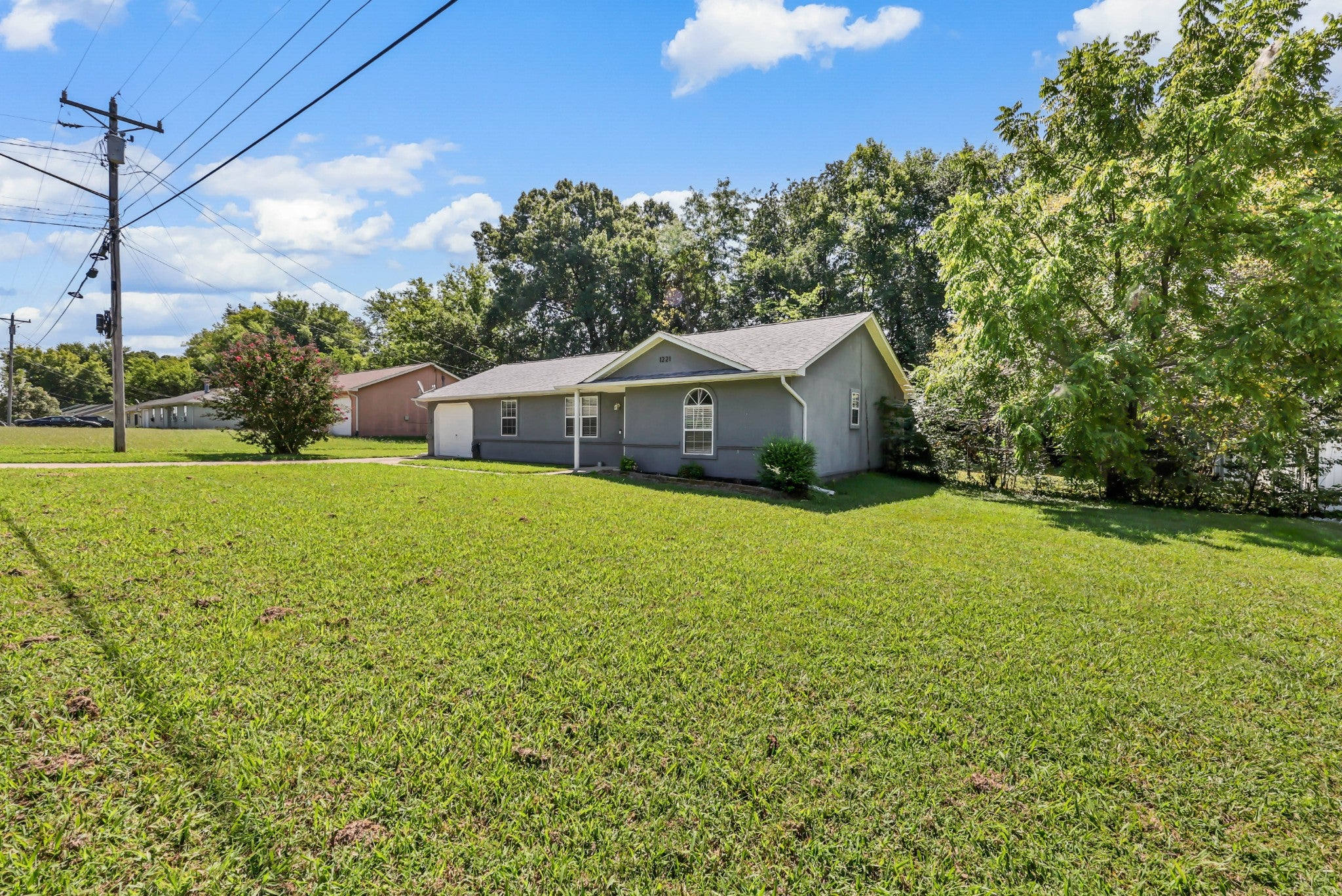 1221 Patton Pl