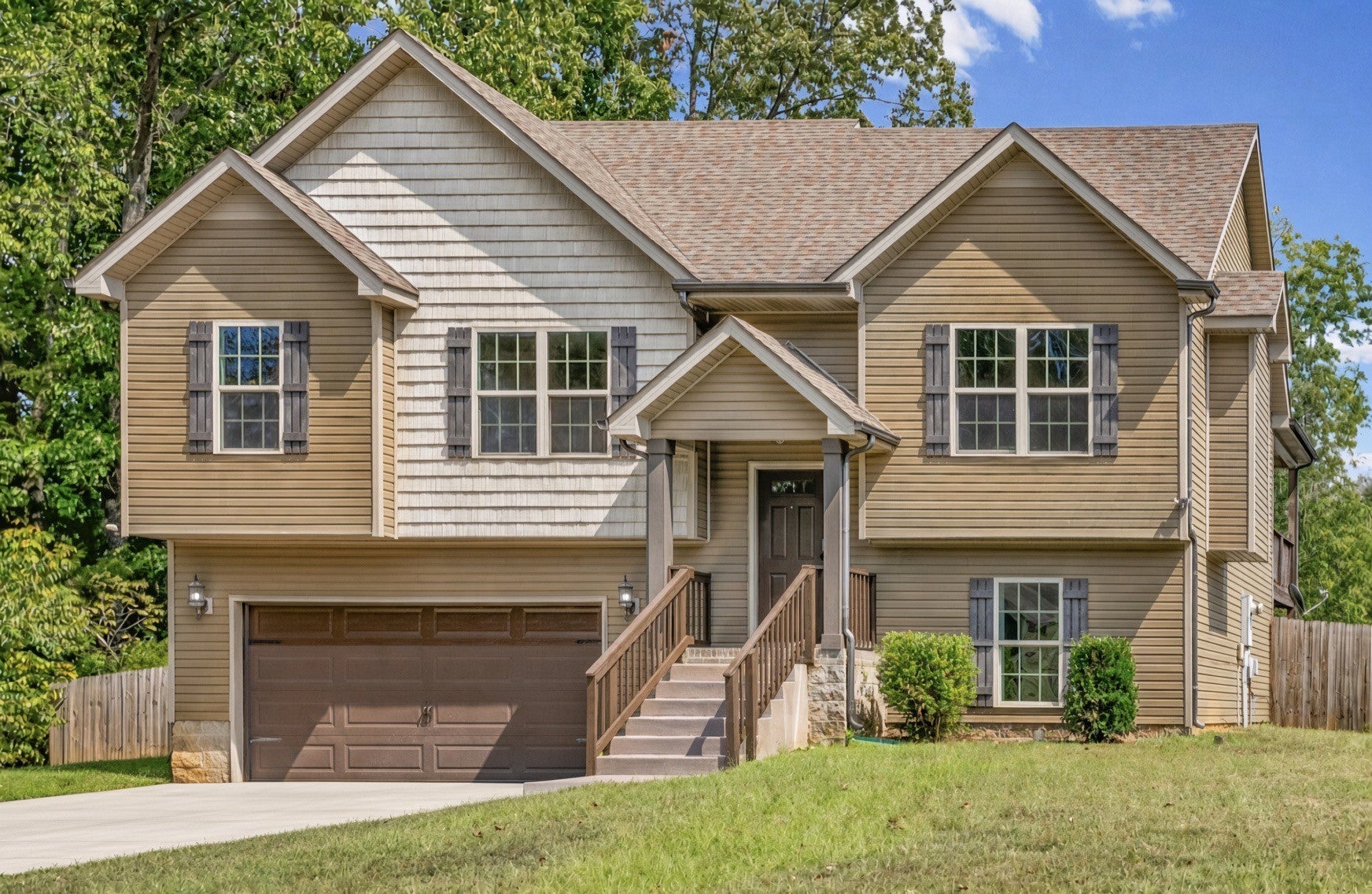 449 Cyprus Ct