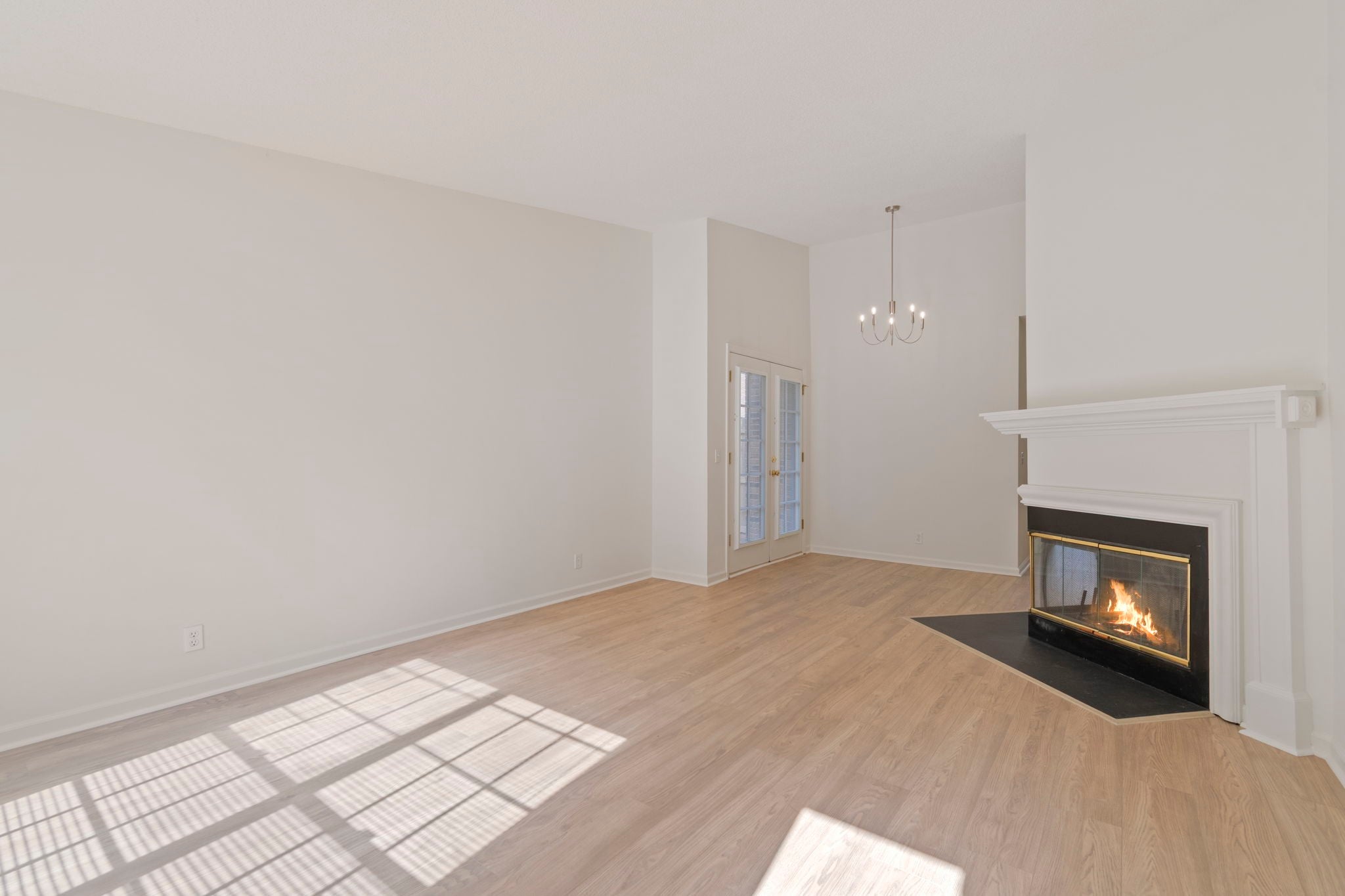 498 Hickory Glade Dr