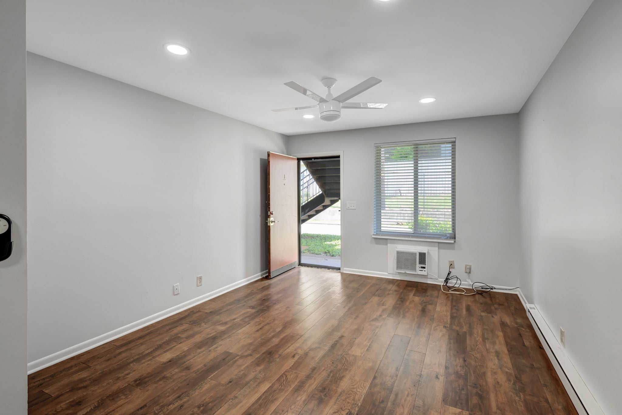 1-bed home for rent in Nashville, TN 37215, 3600 Hillsboro Pike H1 3600 Hillsboro Pike H1, Nashville TN 37215 1-bed home, photo 3 of 18