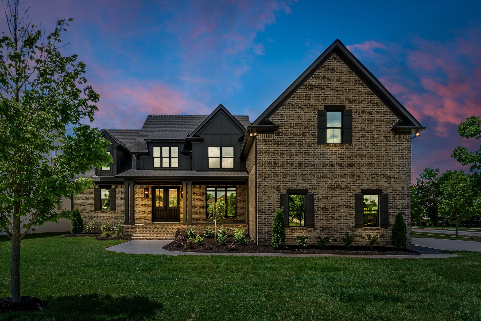 848 Brook Trl