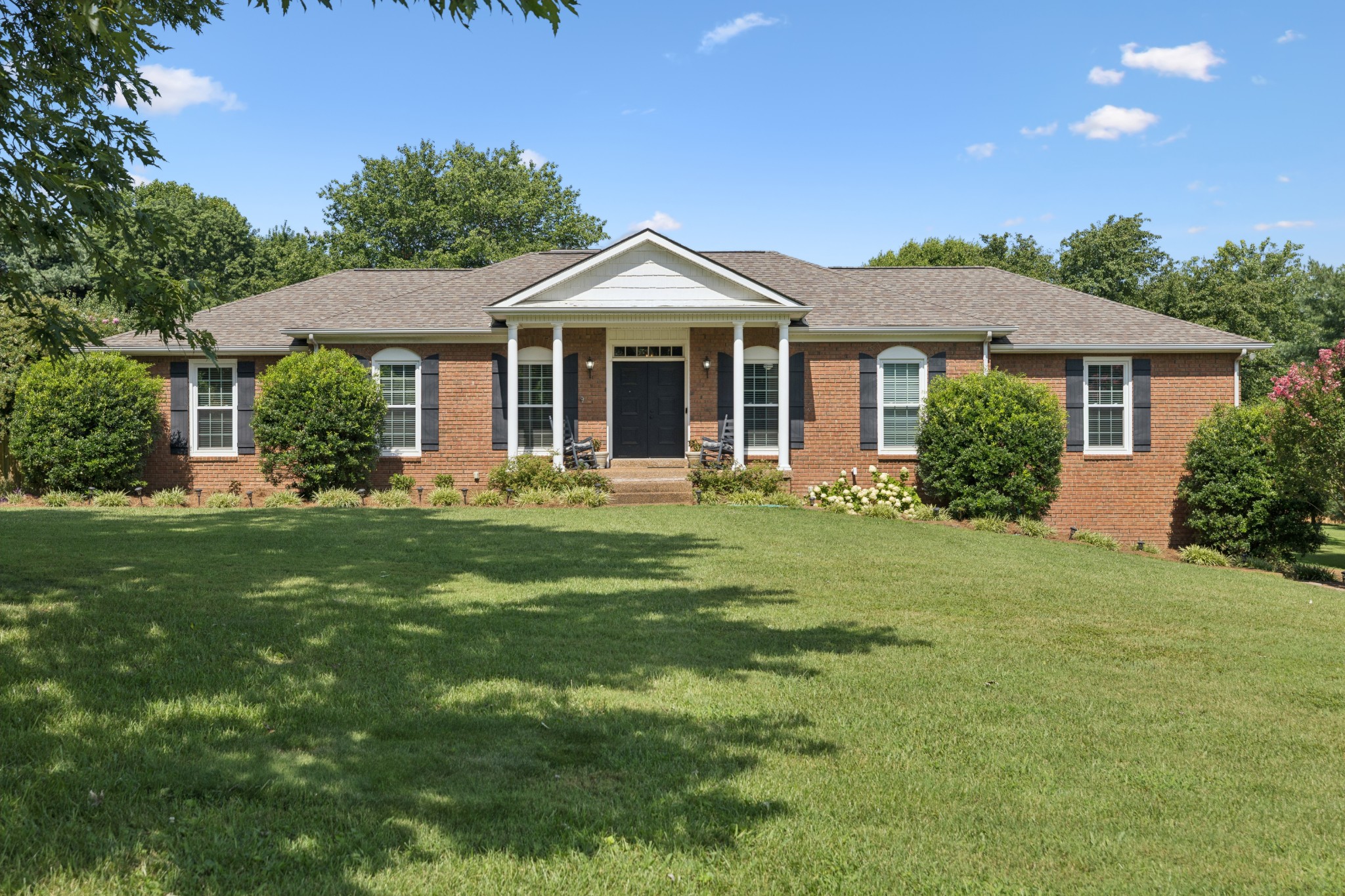 911 Steeplechase Dr