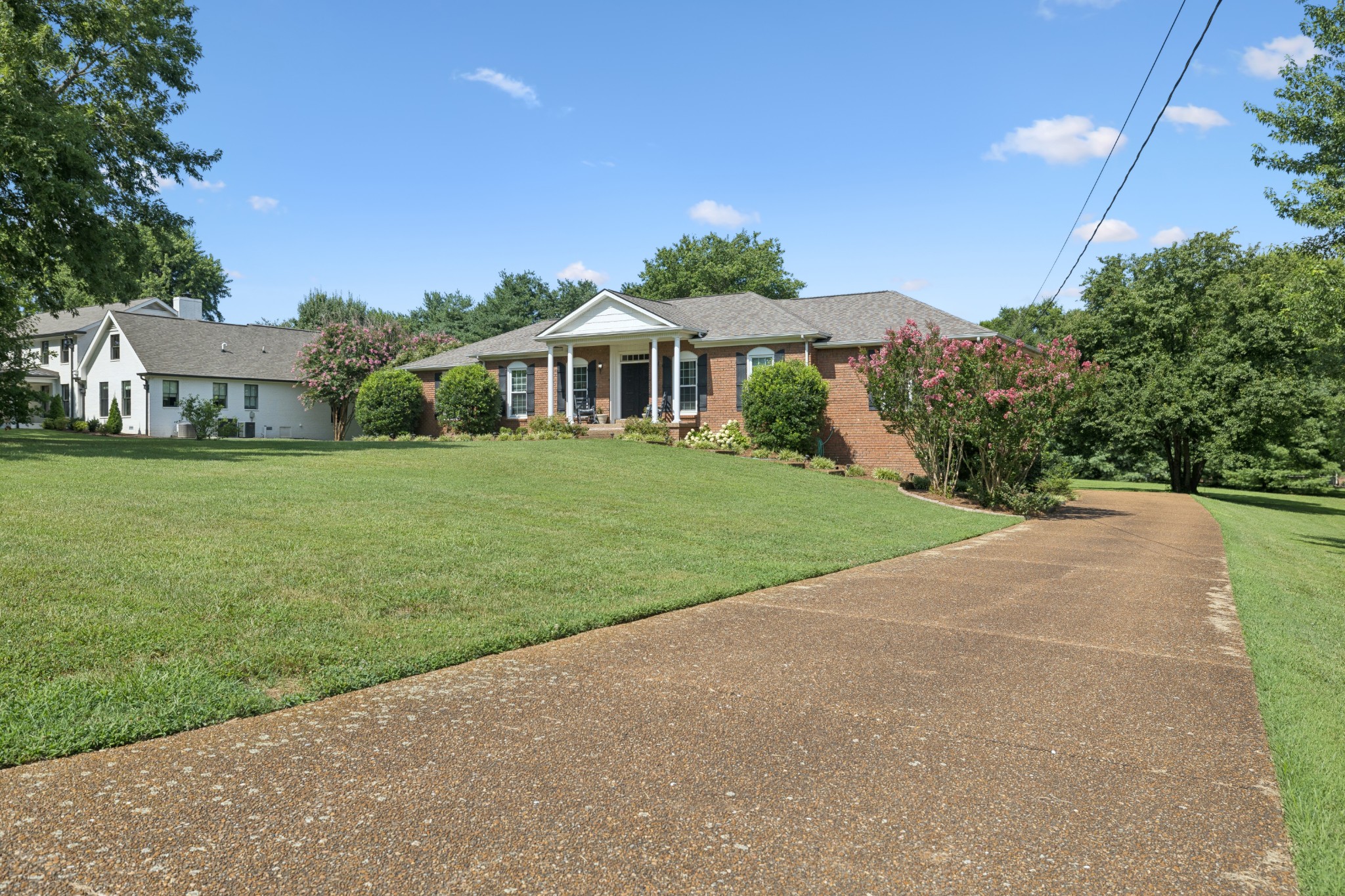 911 Steeplechase Dr