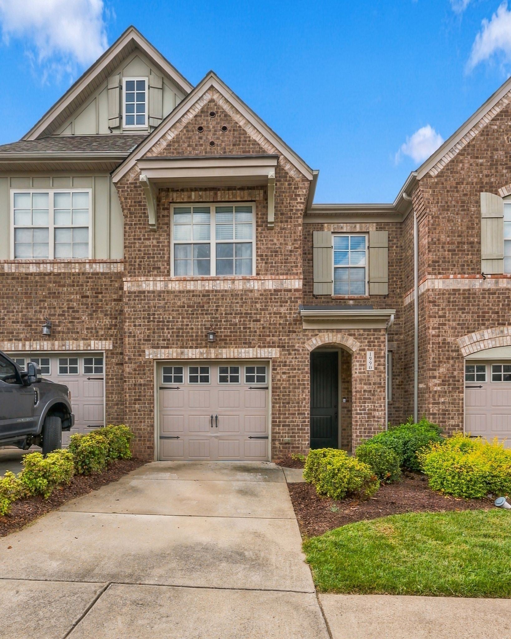 1990 Newark Ln, Thompsons Station TN 37179 3-bed condo, photo 2 of 42