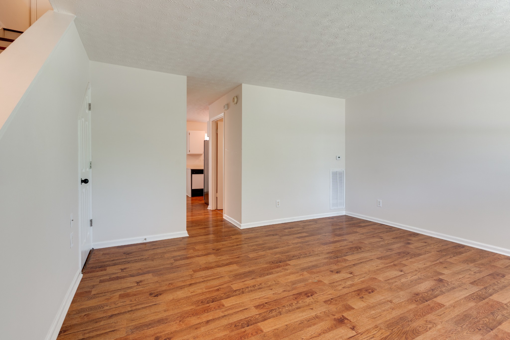 104 Waterview Dr