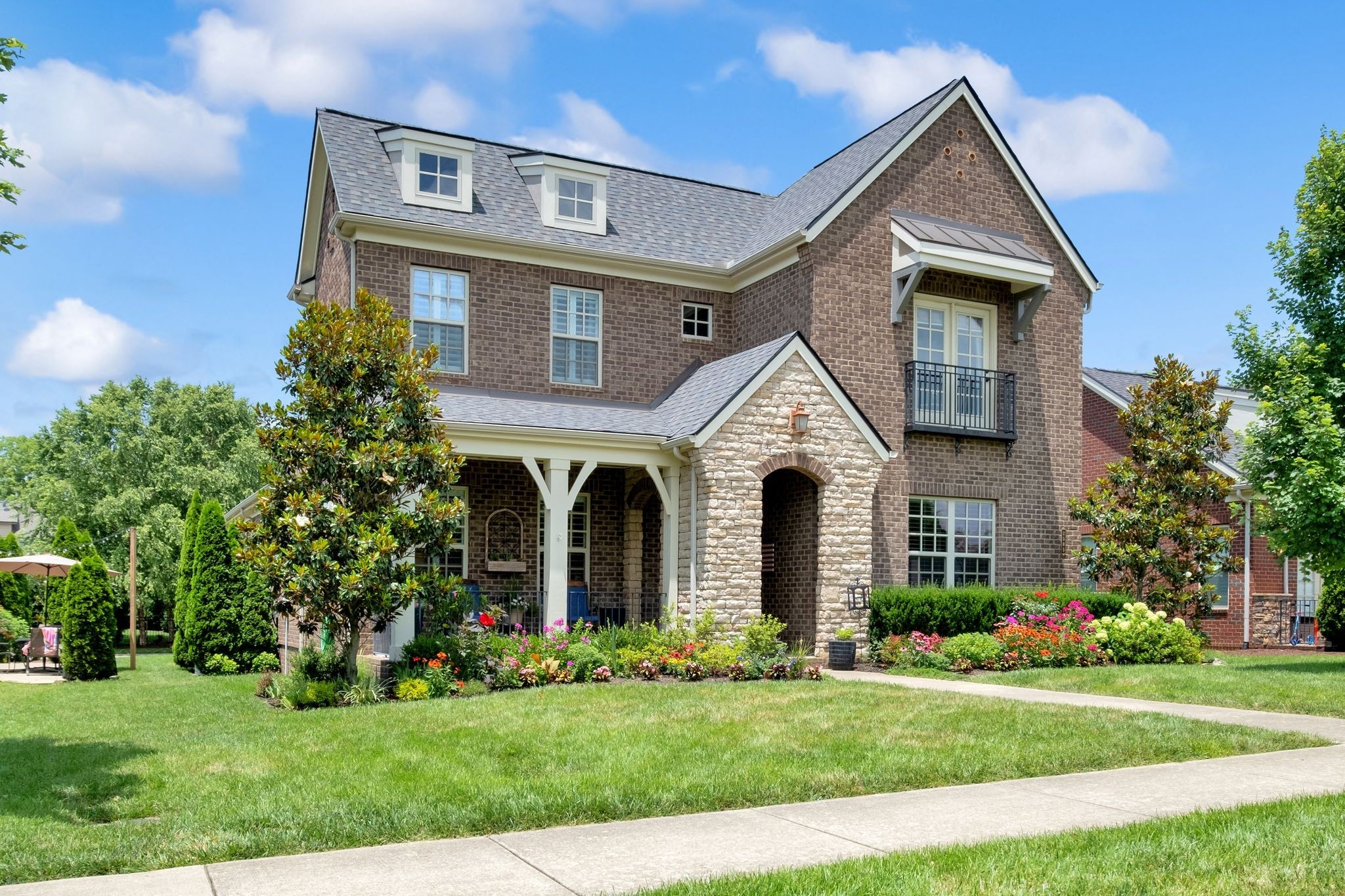 2505 Upper Hollow Rd