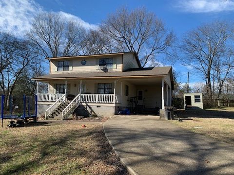 511 Claiborne St Hartsville TN 37074