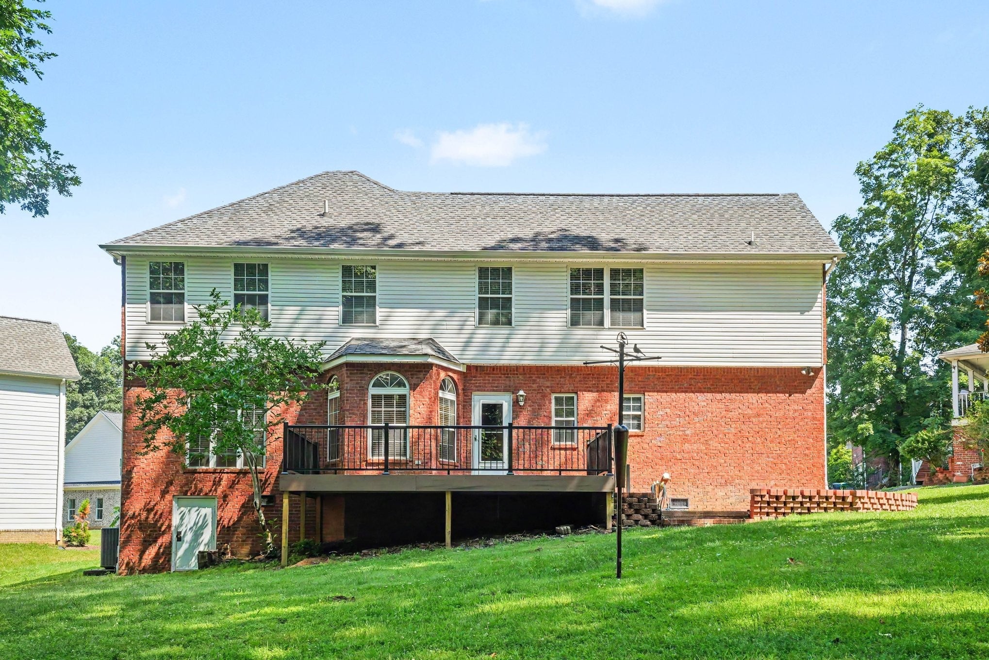 511 Mountain View Ct