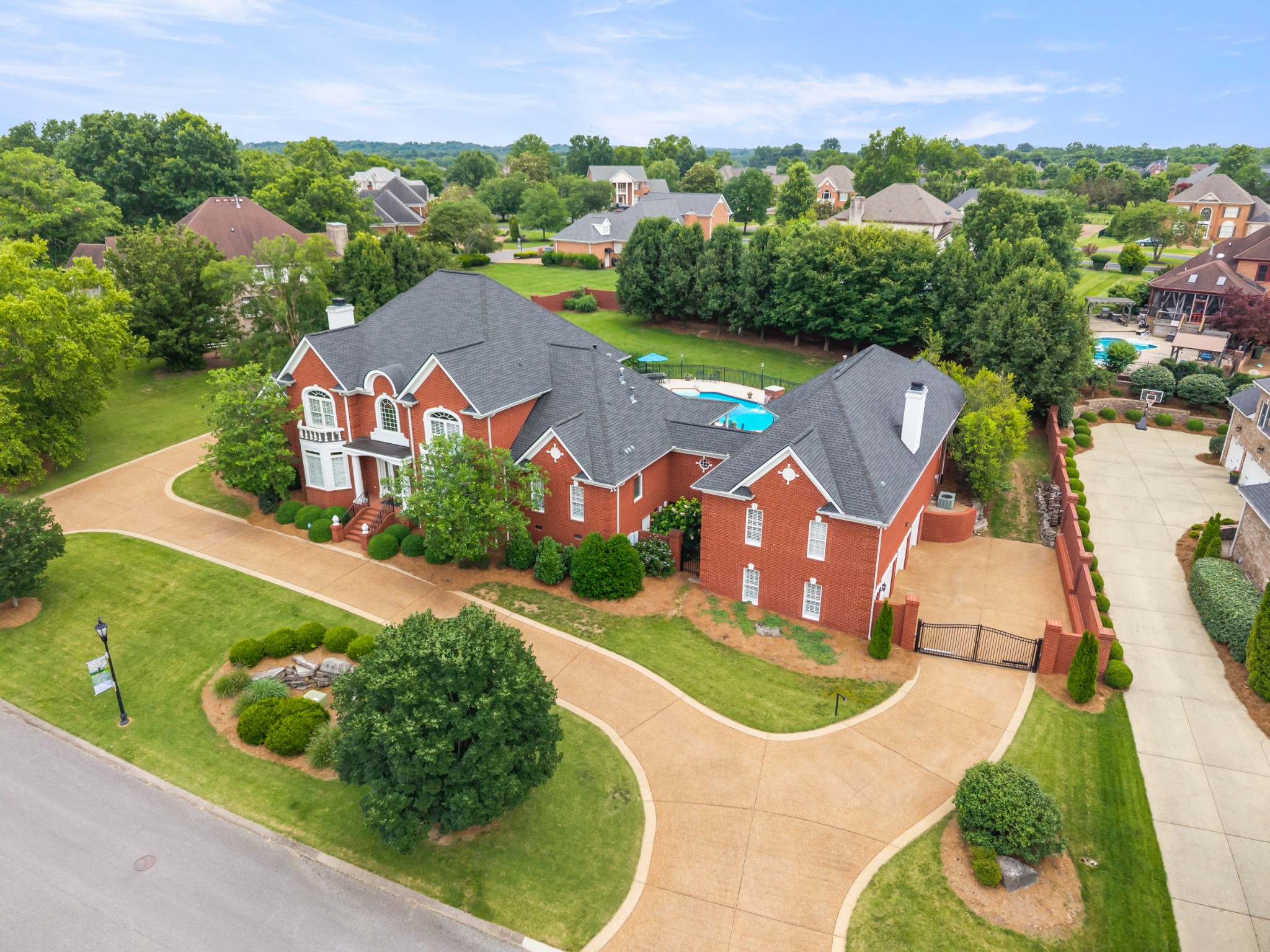 107 Mimosa Dr