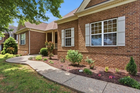 Photo of 2083 Autumn Ridge Way, Spring Hill, TN 37174 (MLS # 3255073)