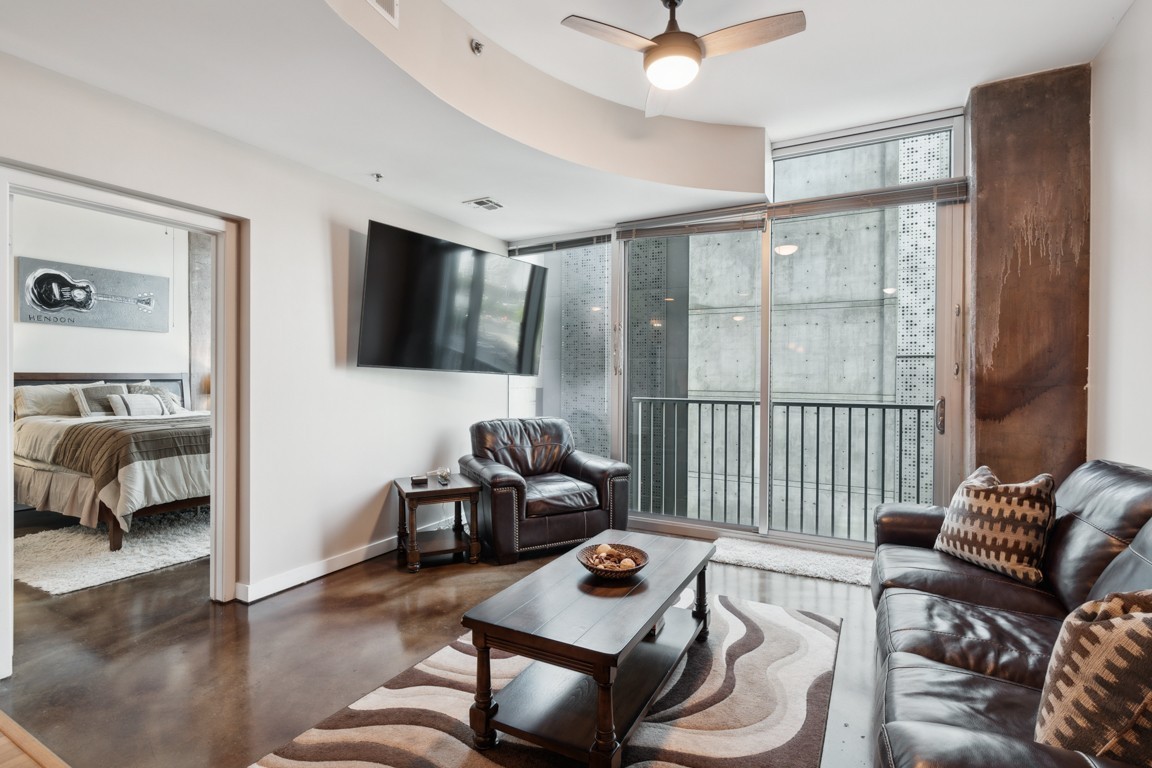 301 Demonbreun St #610 610