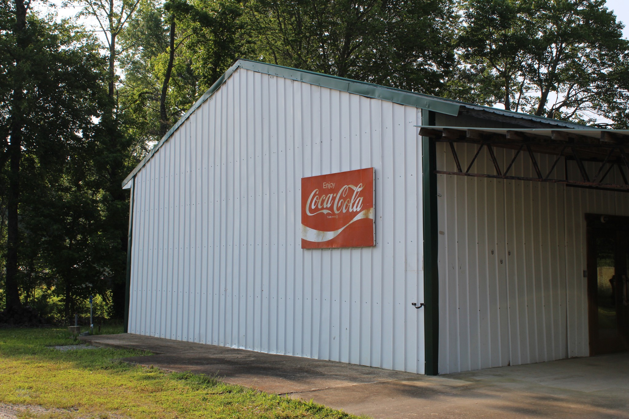 102 Campbellsville Pike