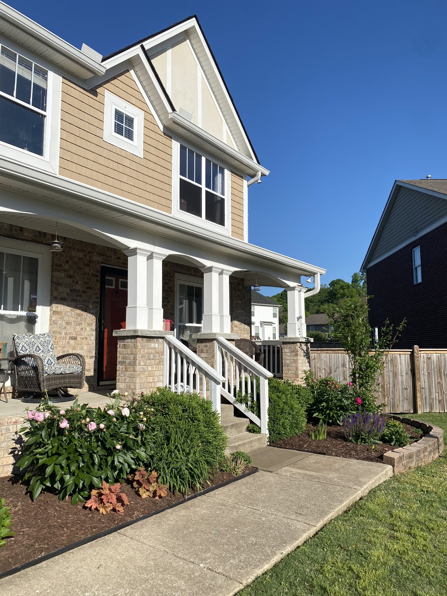 712 Riverbranch Ct