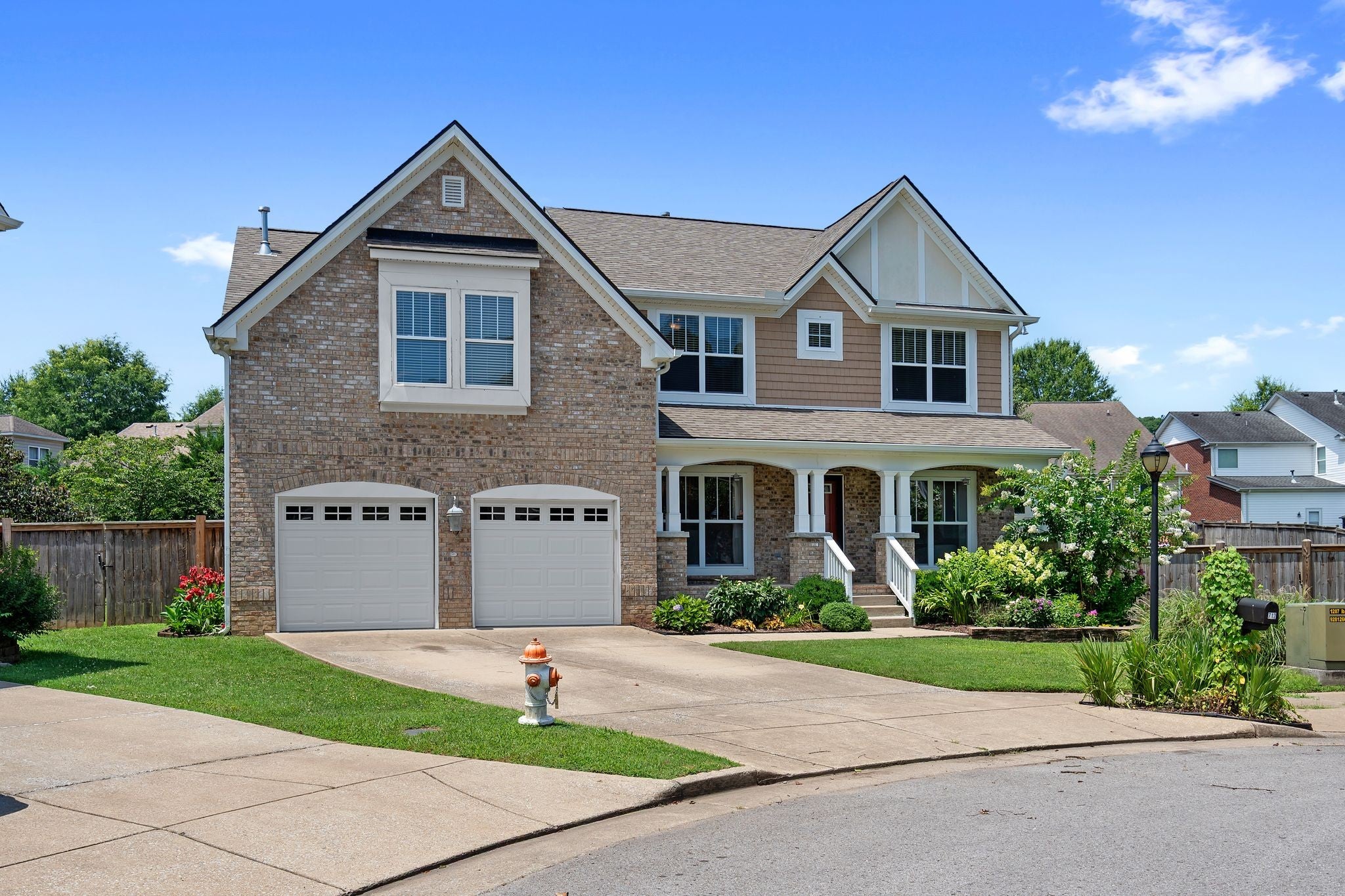 712 Riverbranch Ct
