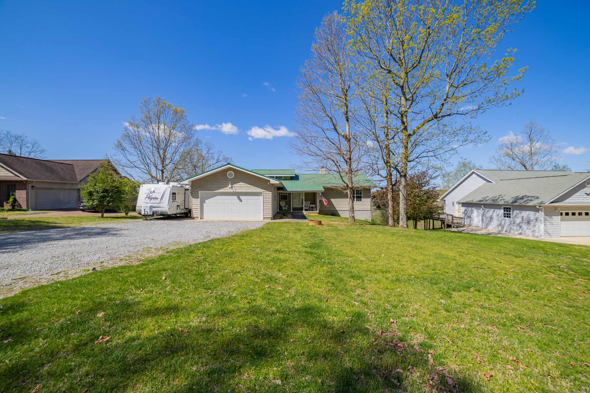 1927 Laurel Lake Dr