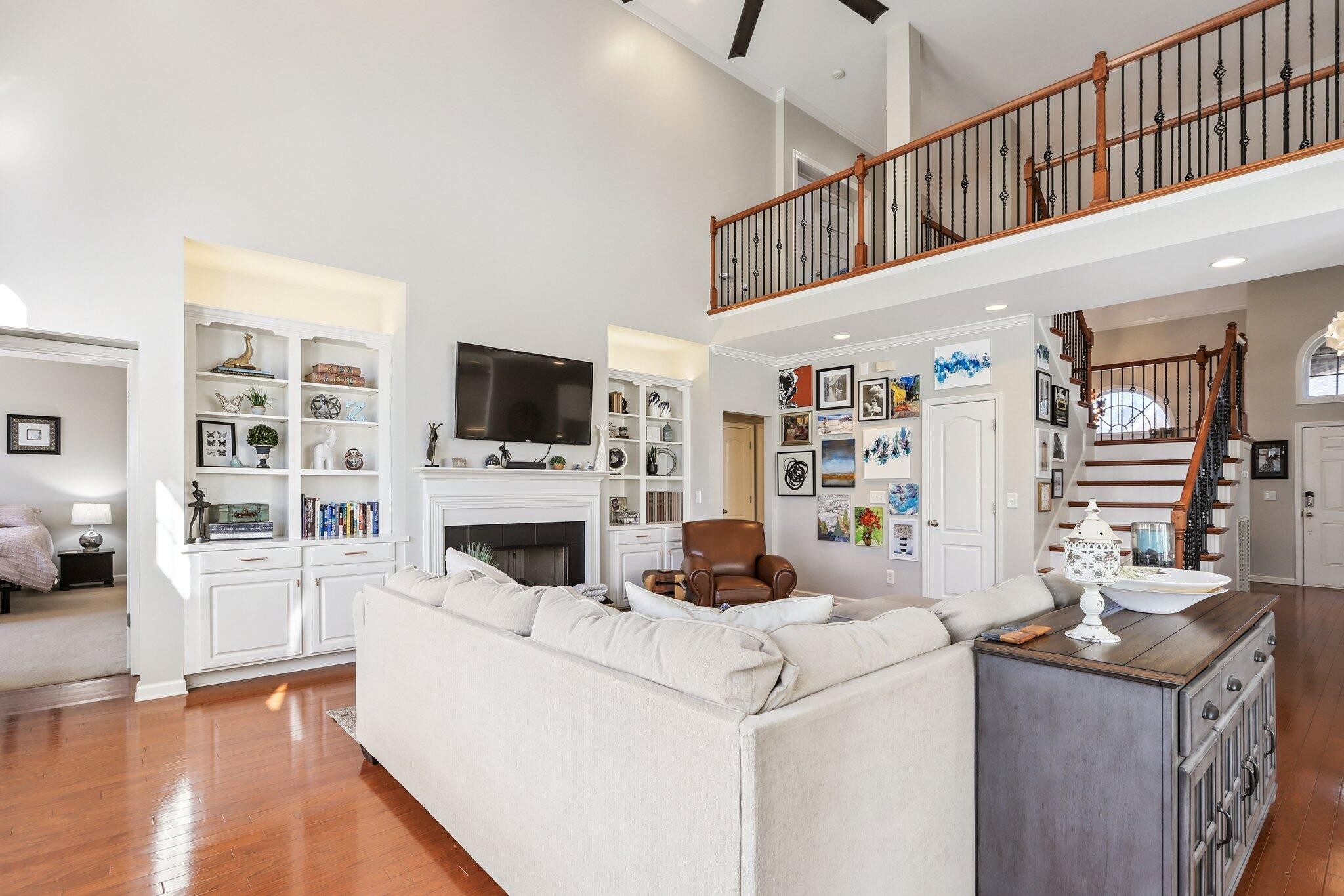 129 Seven Springs DR