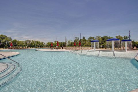 Photo of 5004 Hunters Village Drive, Lebanon, TN 37087 (MLS # 3099226)