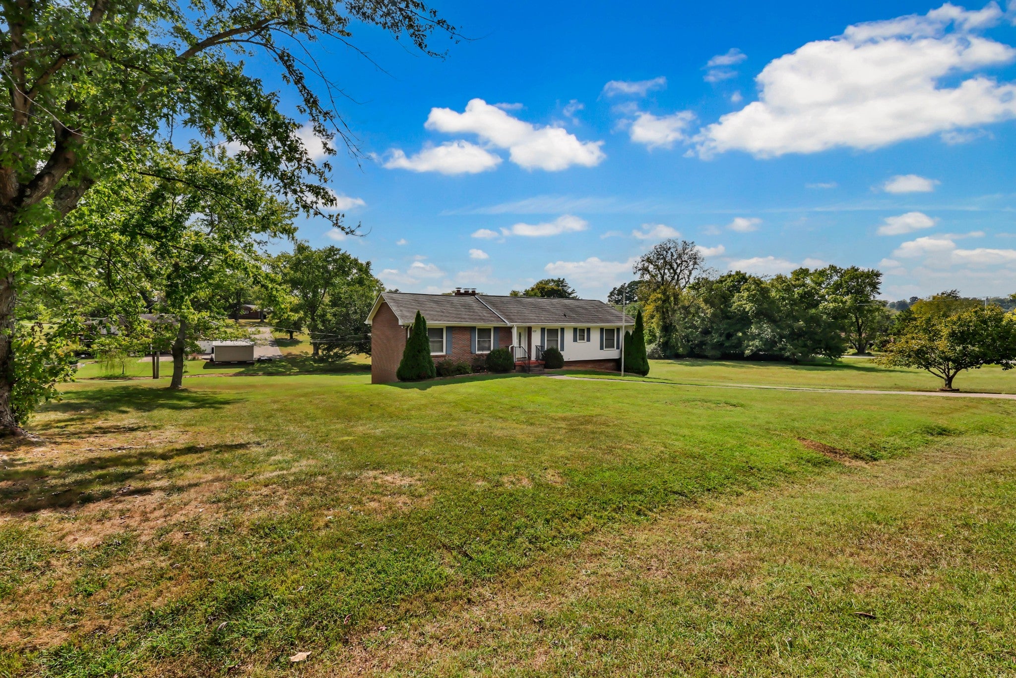 102 Bullock Dr